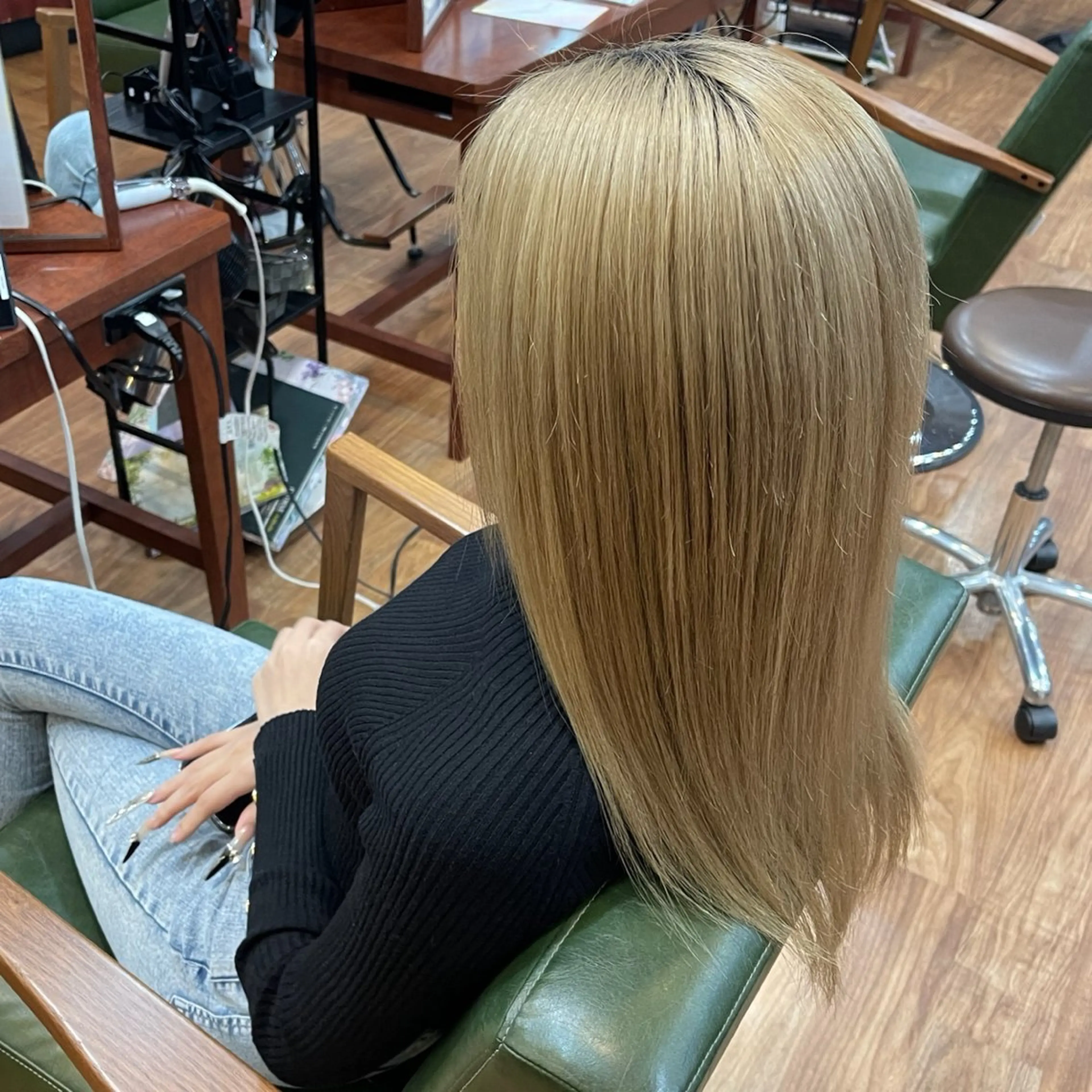ロング Amaris おおしまのヘアスタイル