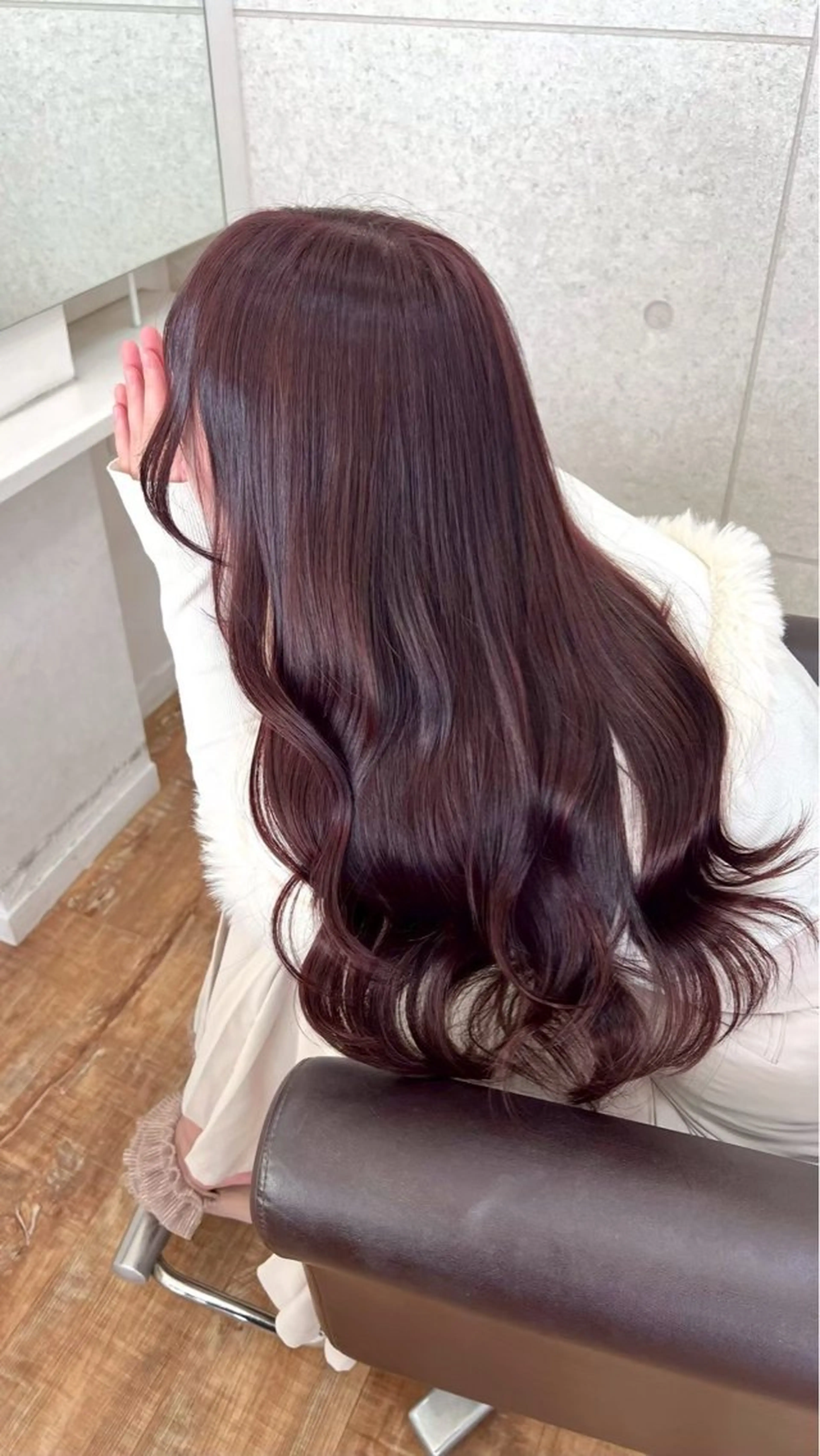 カラー Hip's eyes meiのヘアスタイル