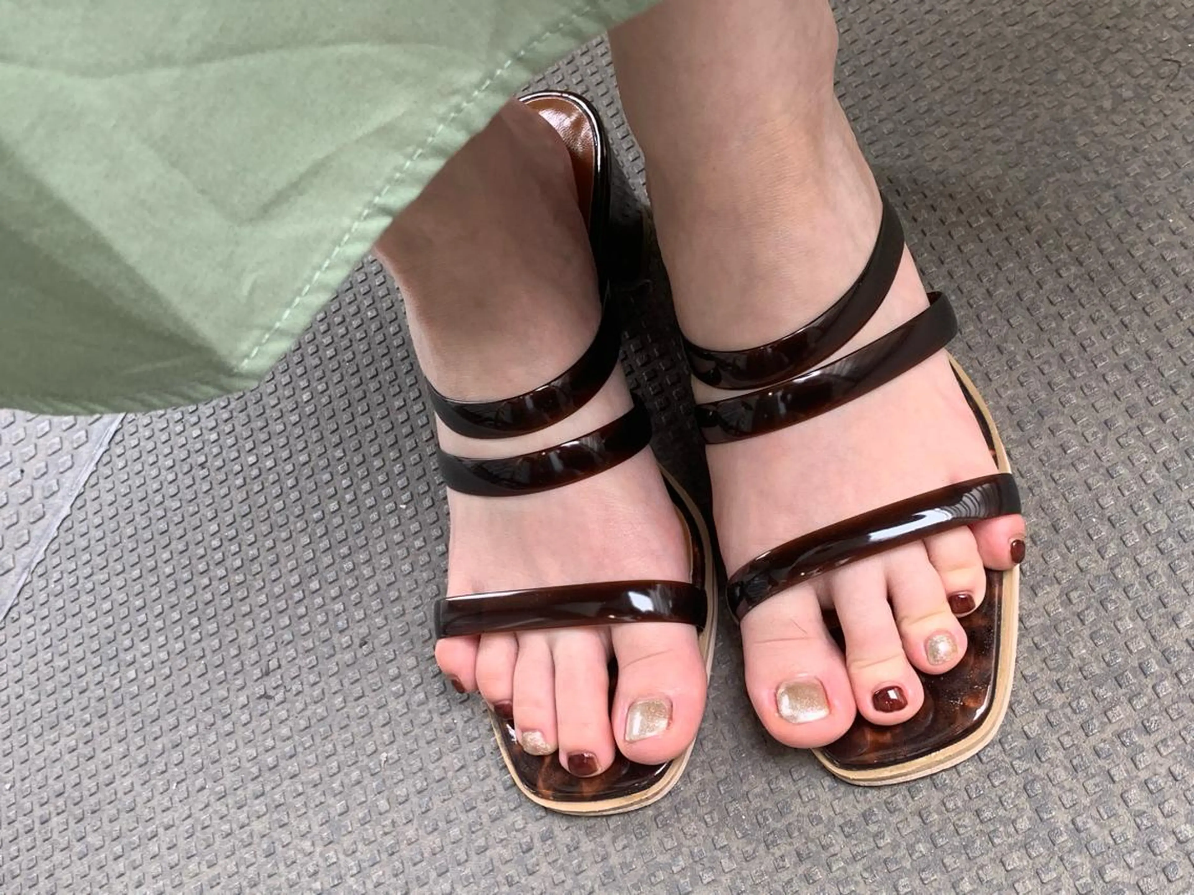 ネイル フットネイル マグネットネイル ワンカラーネイル マキノ ユイのネイルデザイン