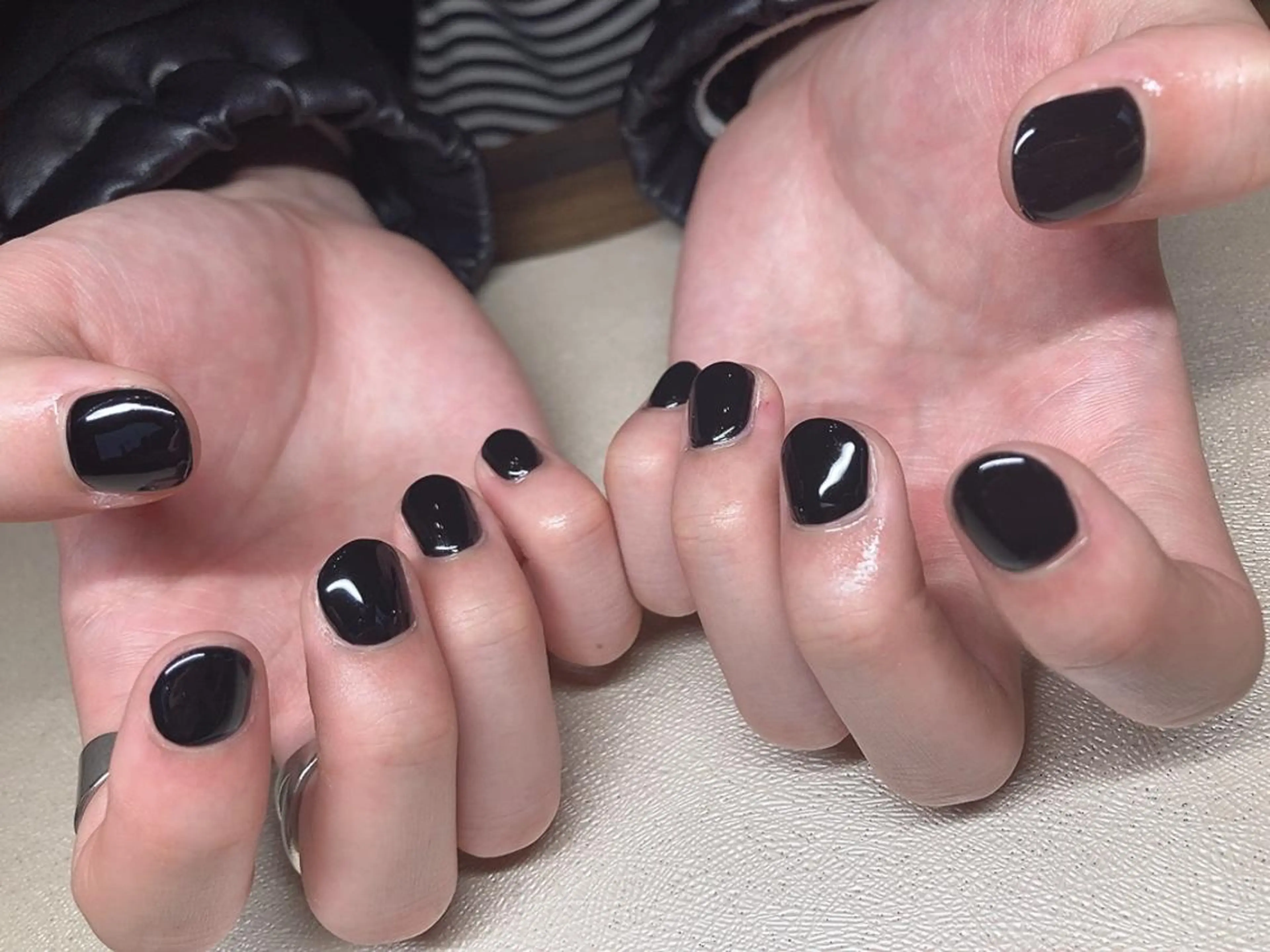 ネイル メンズネイル 𝐴𝑁𝑈𝐸 トラブル爪育成専門のネイルデザイン