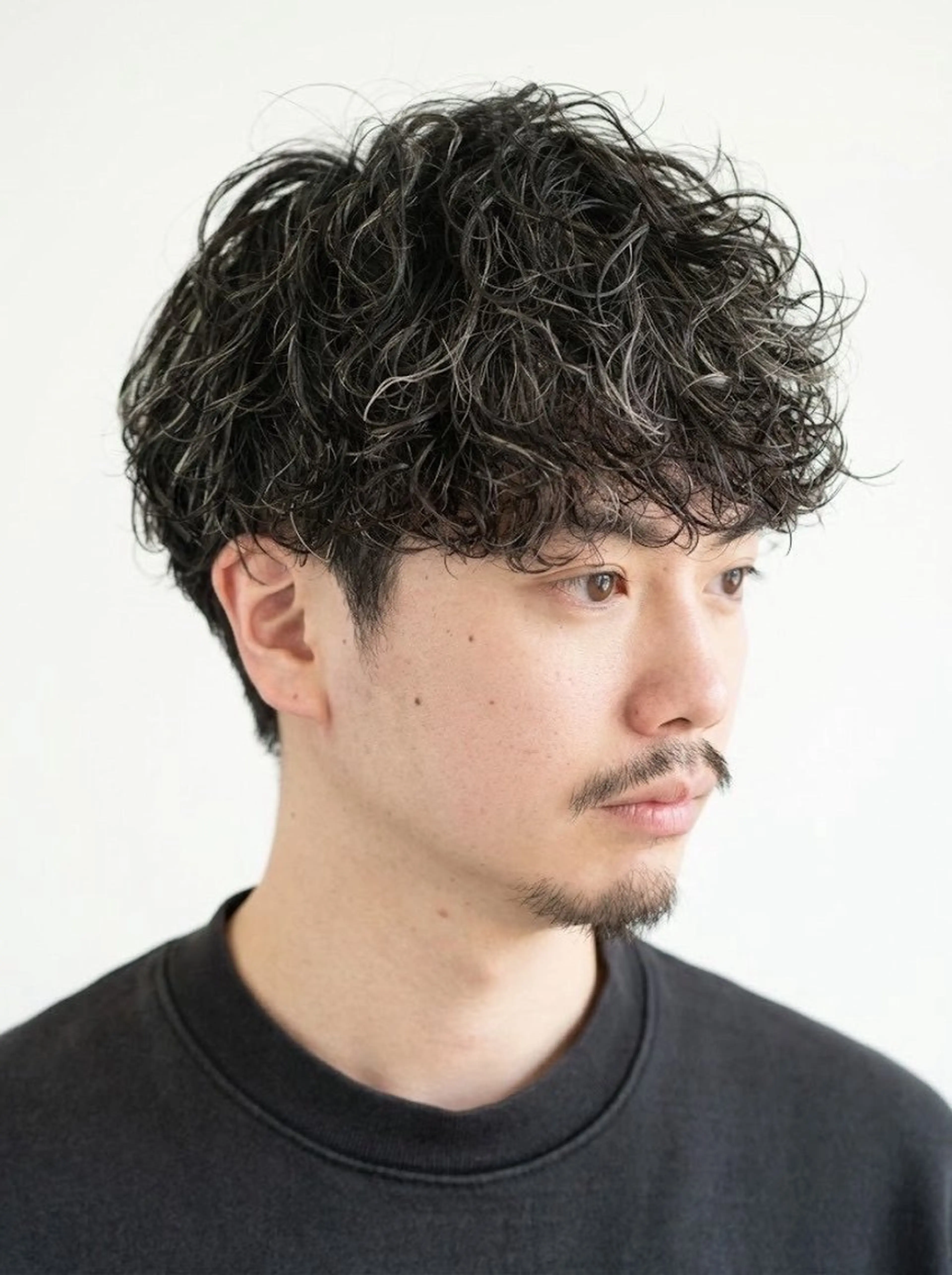 ショート メンズ 深井 龍生のヘアスタイル