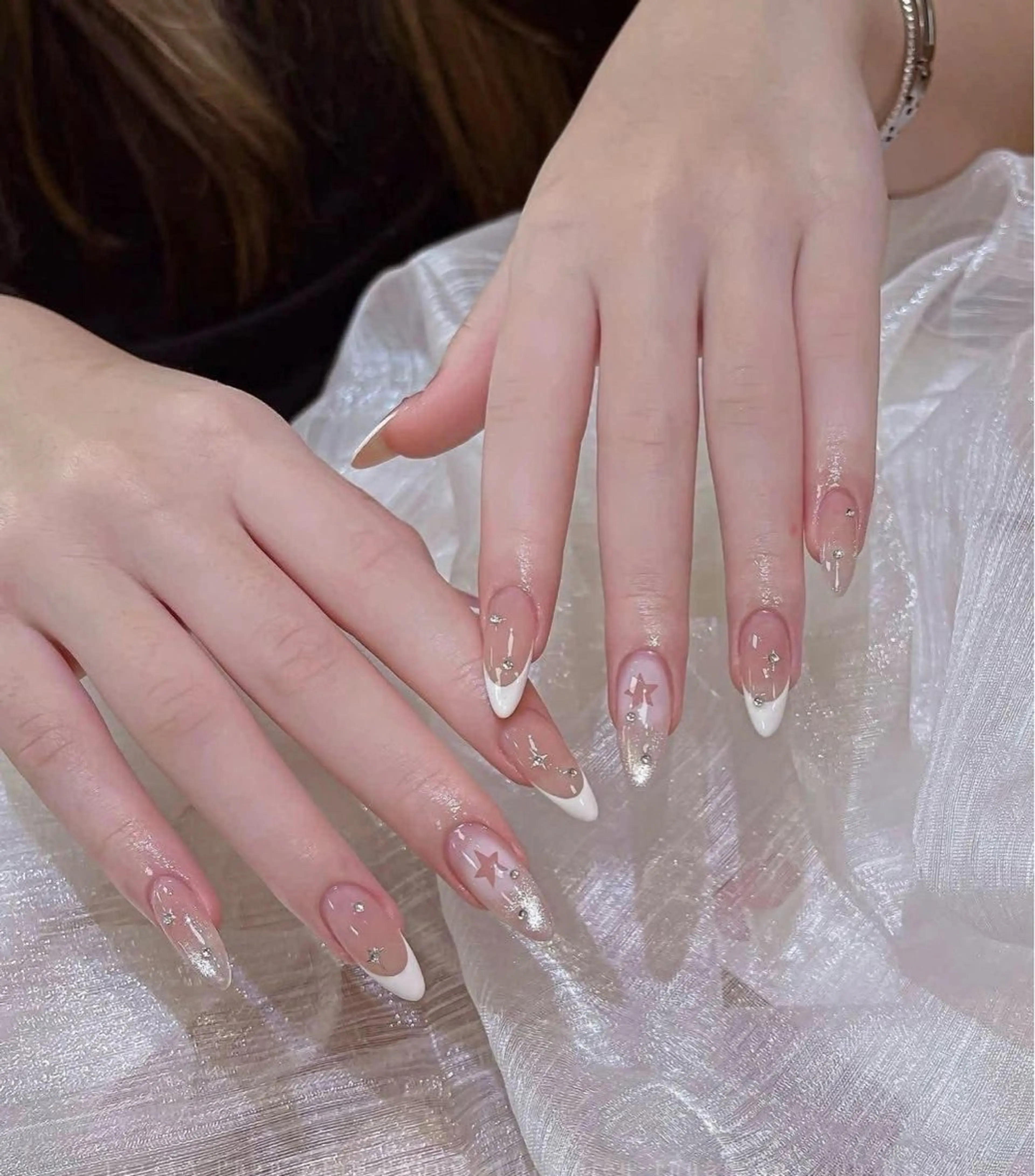 ネイル ハンドネイル T. Leeのネイルデザイン