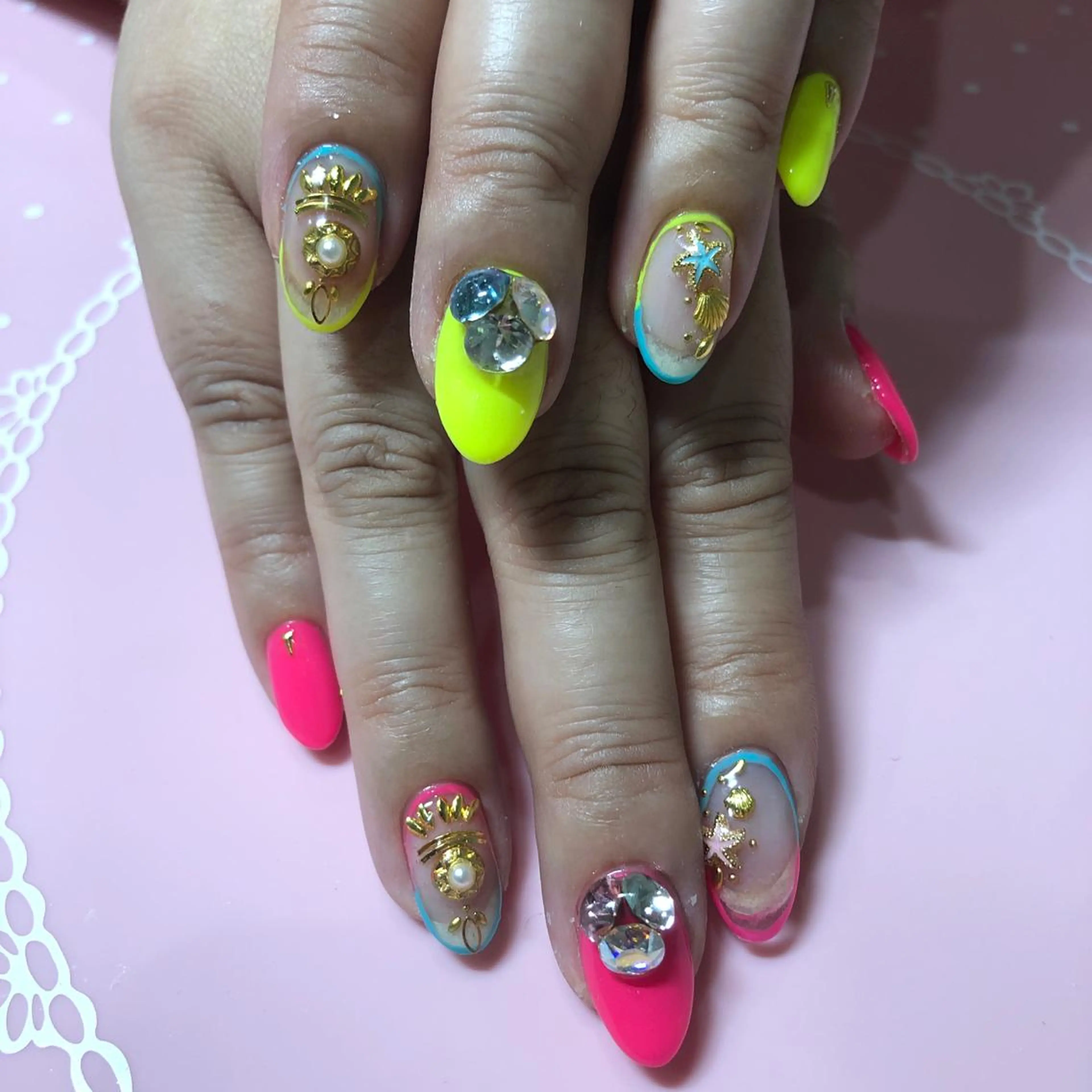 ショート ネイル 《LB》ラブリエ Nail&eyeのマツエク・マツパデザイン