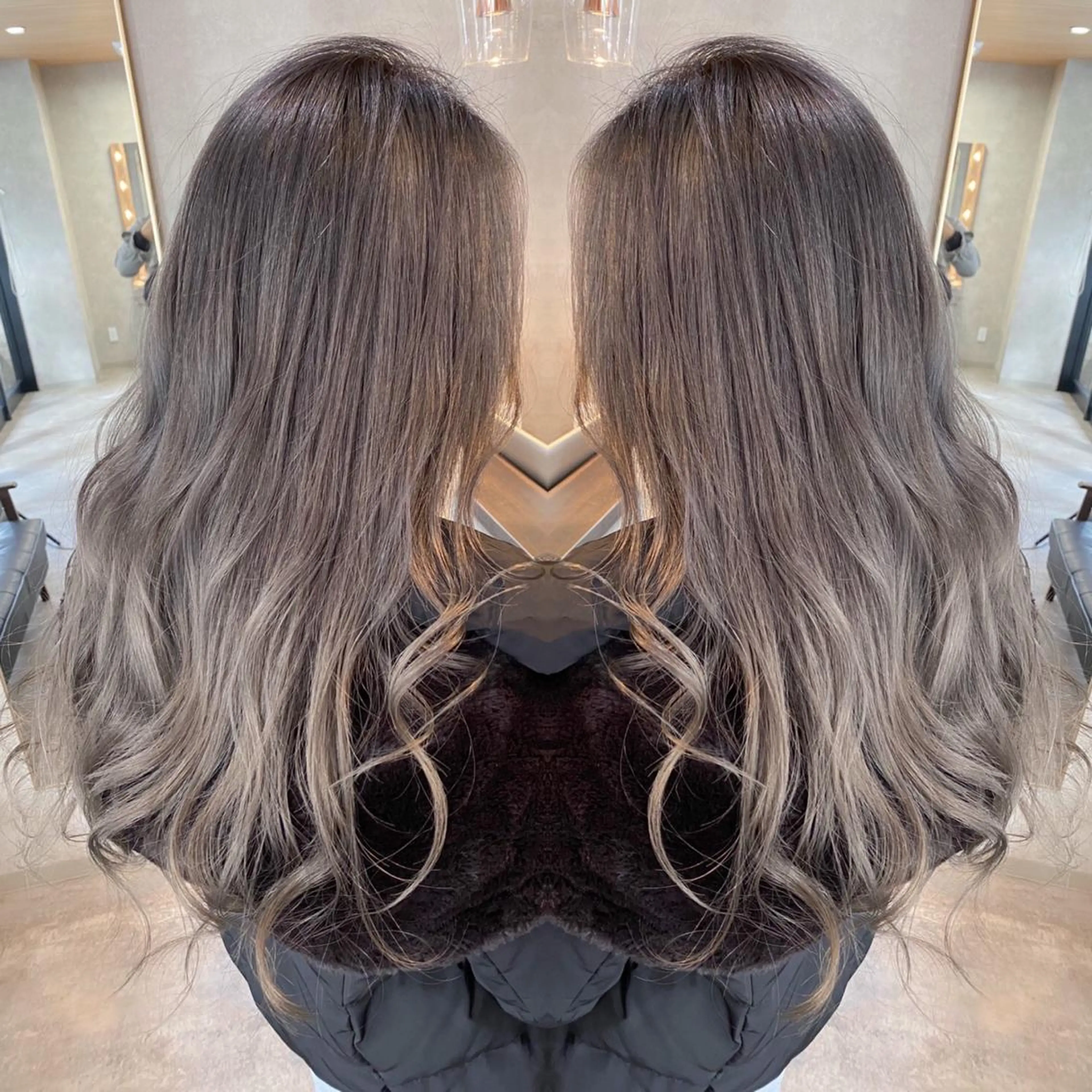 ロング カラー アッシュ アッシュグレー ブリーチ ヘアカラー トリートメント RIENSリエンス ✂️木村康二✂️のヘアスタイル
