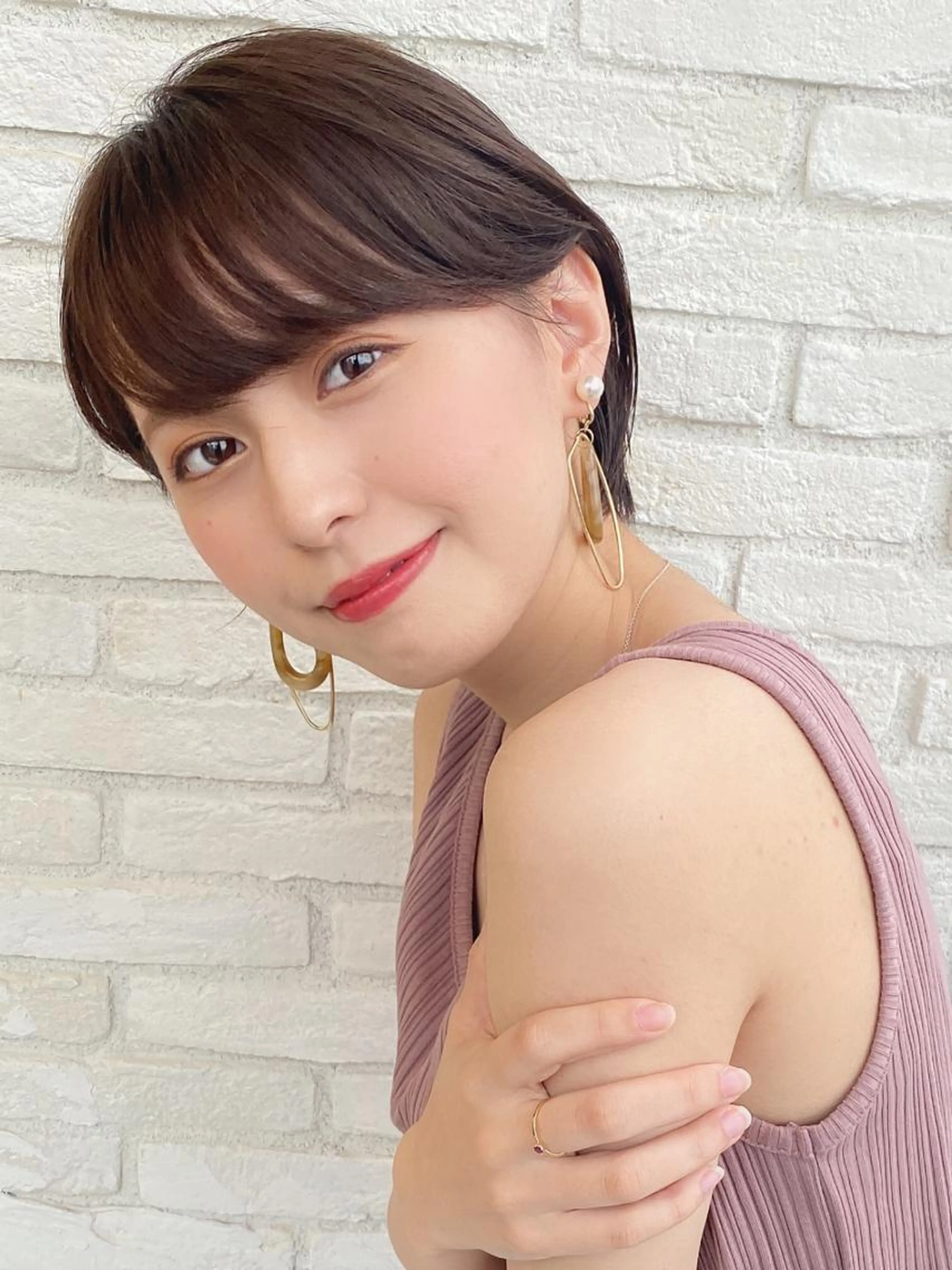 🌈前髪のうねりに前髪縮毛🌈＋小顔前髪顔まわりカットの写真