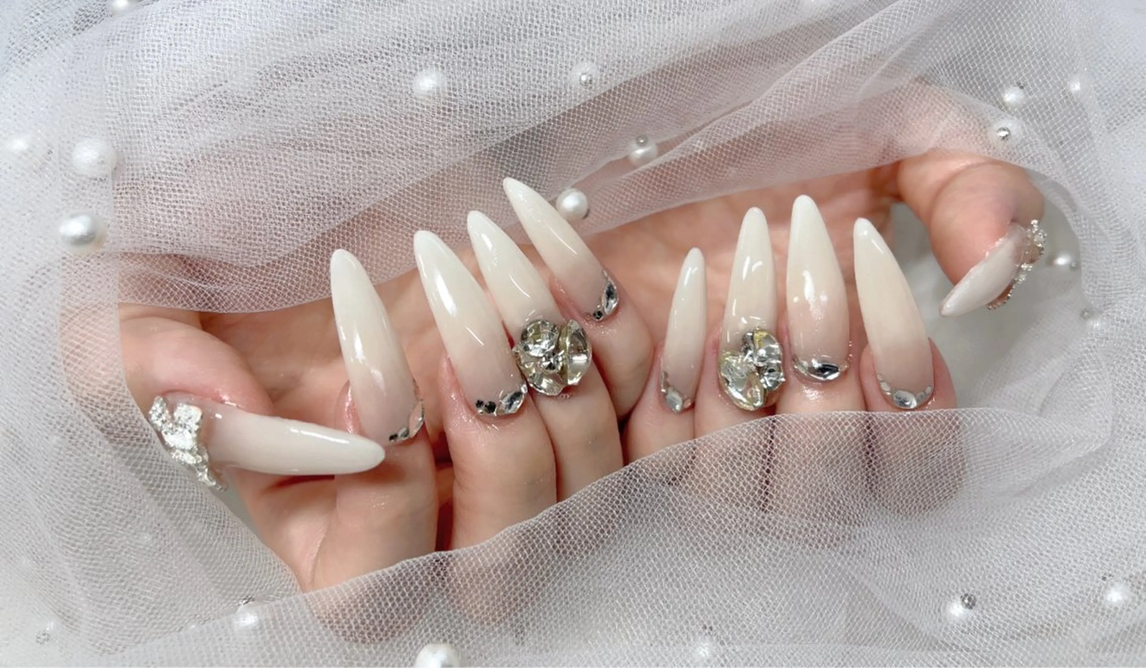 ネイル ハヤシ ミカのネイルデザイン