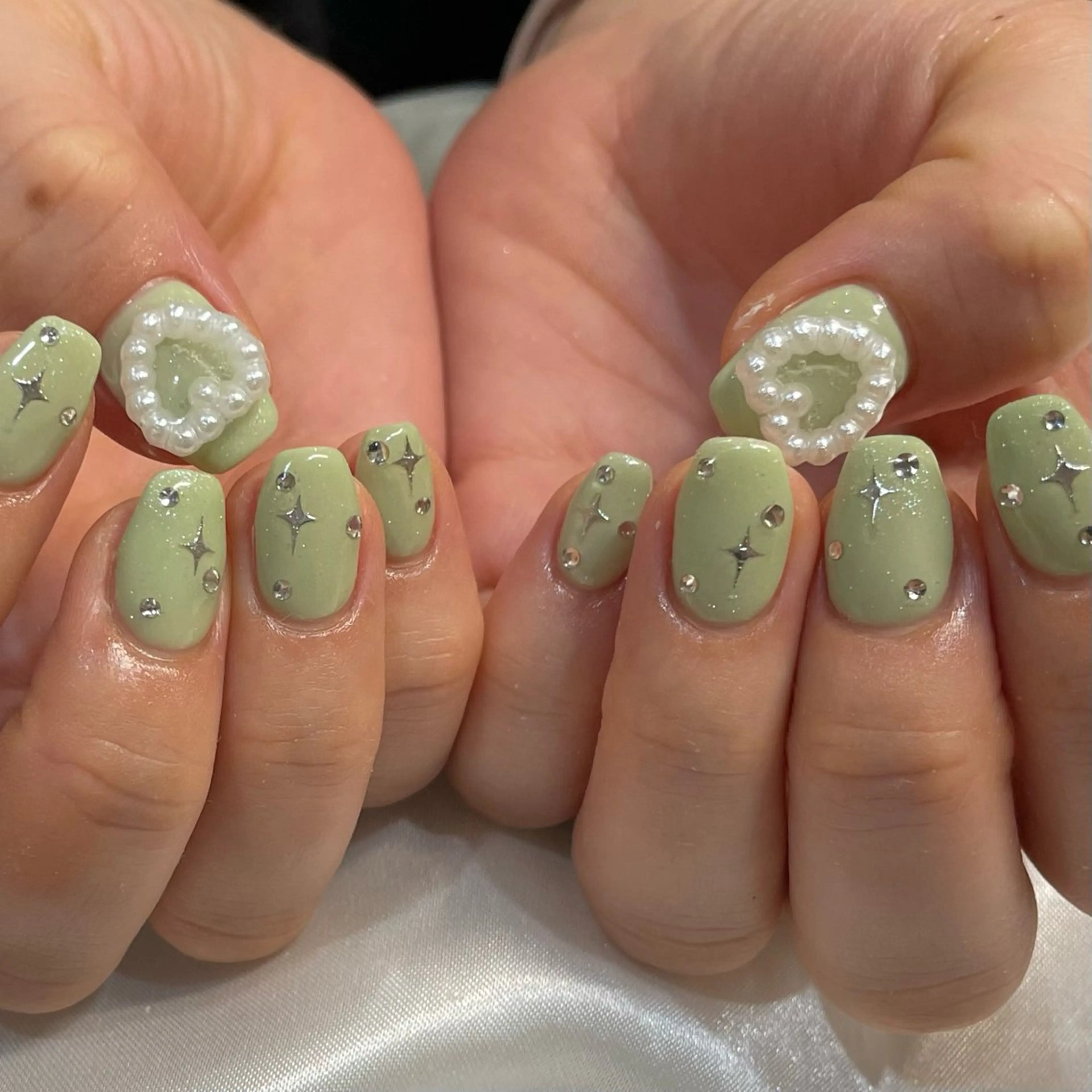 ネイル ラメ(グリッター) ハンドネイル sharesalon    room59所属・nozomi 🌙のネイルデザイン