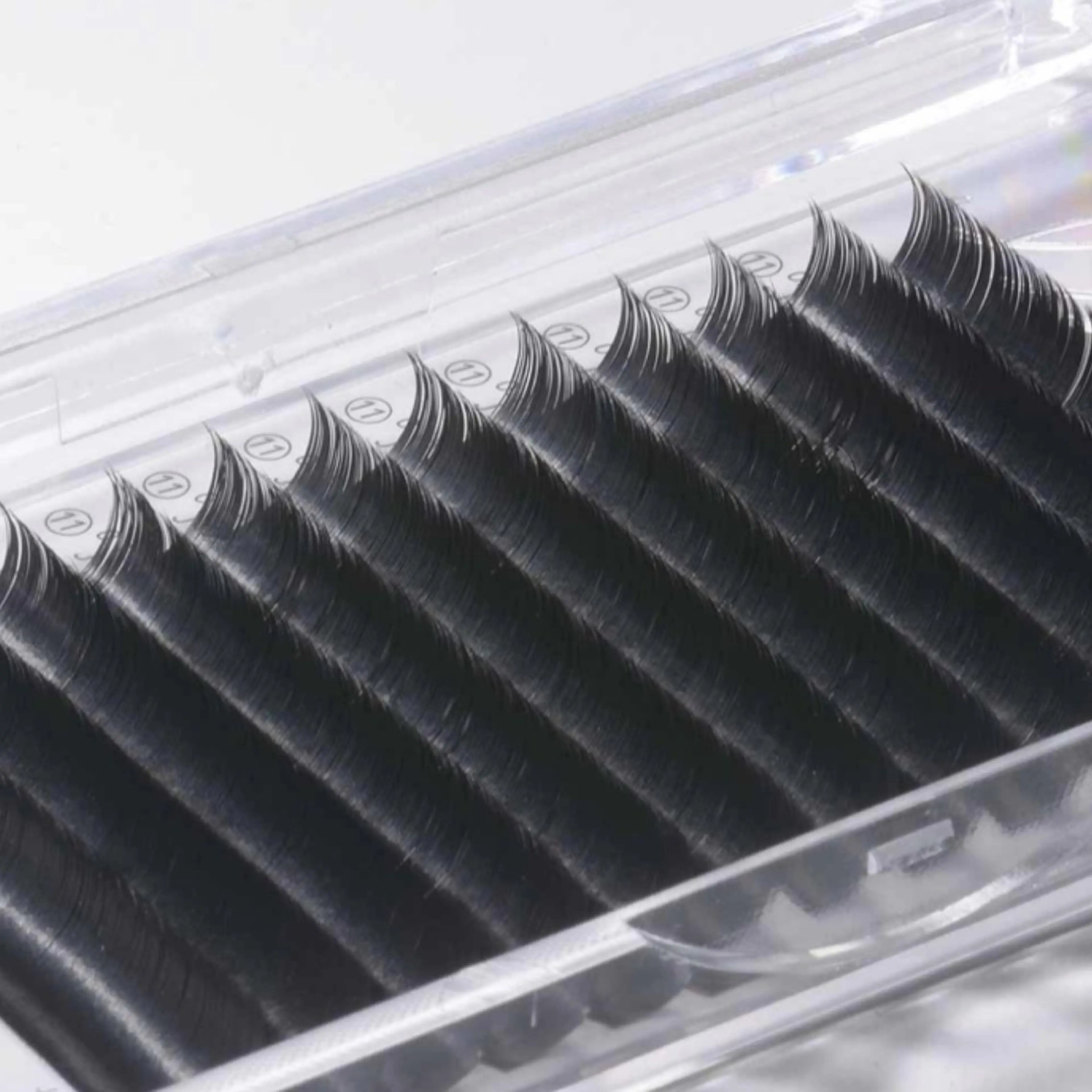 マツエク・マツパ BRILLANTE所属・BRILLANTE 🎀丸の内のマツエク・マツパデザイン