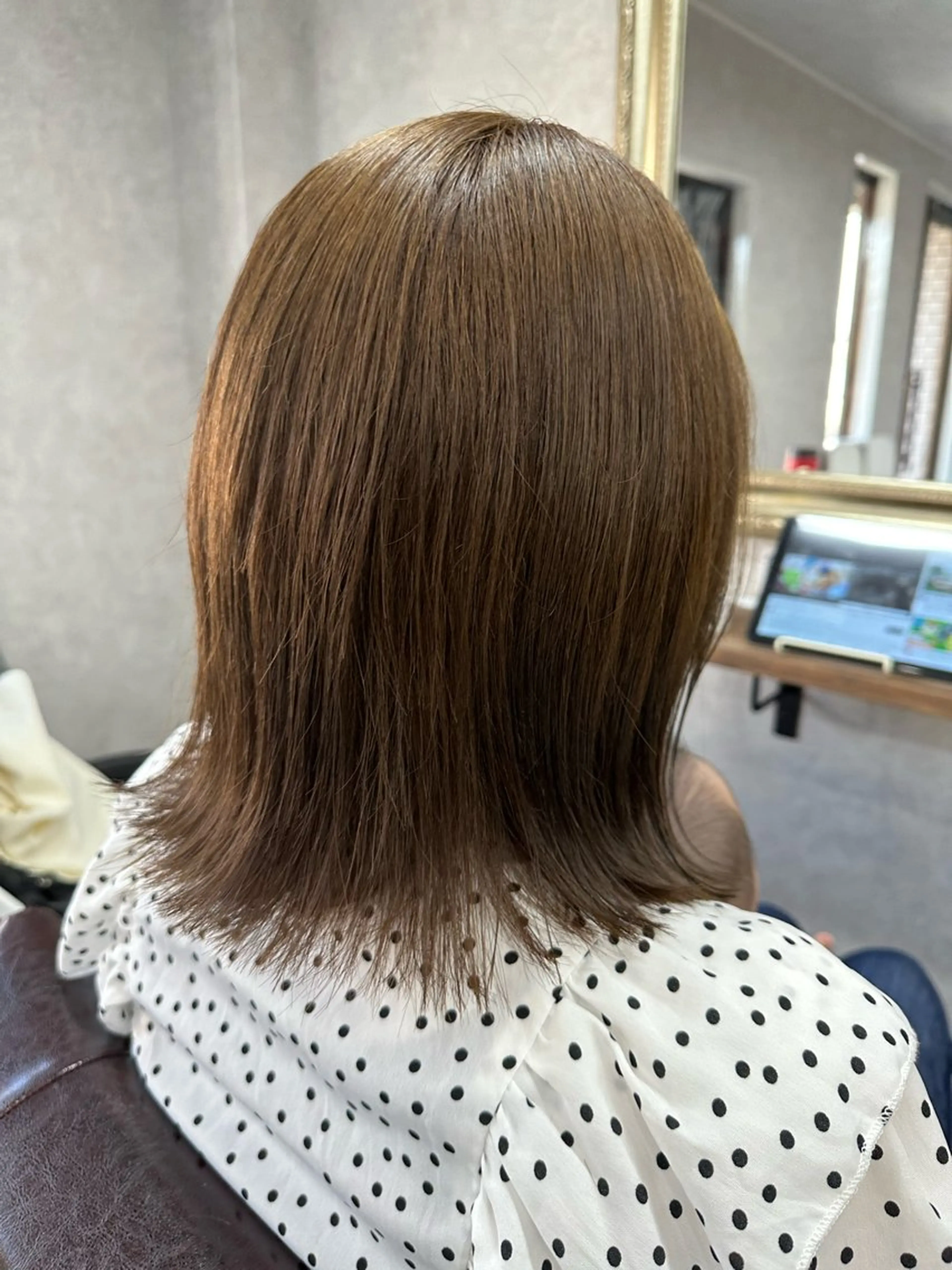 ミディアム カラー カット ヘアカラー トリートメント Lien 深井店のヘアスタイル