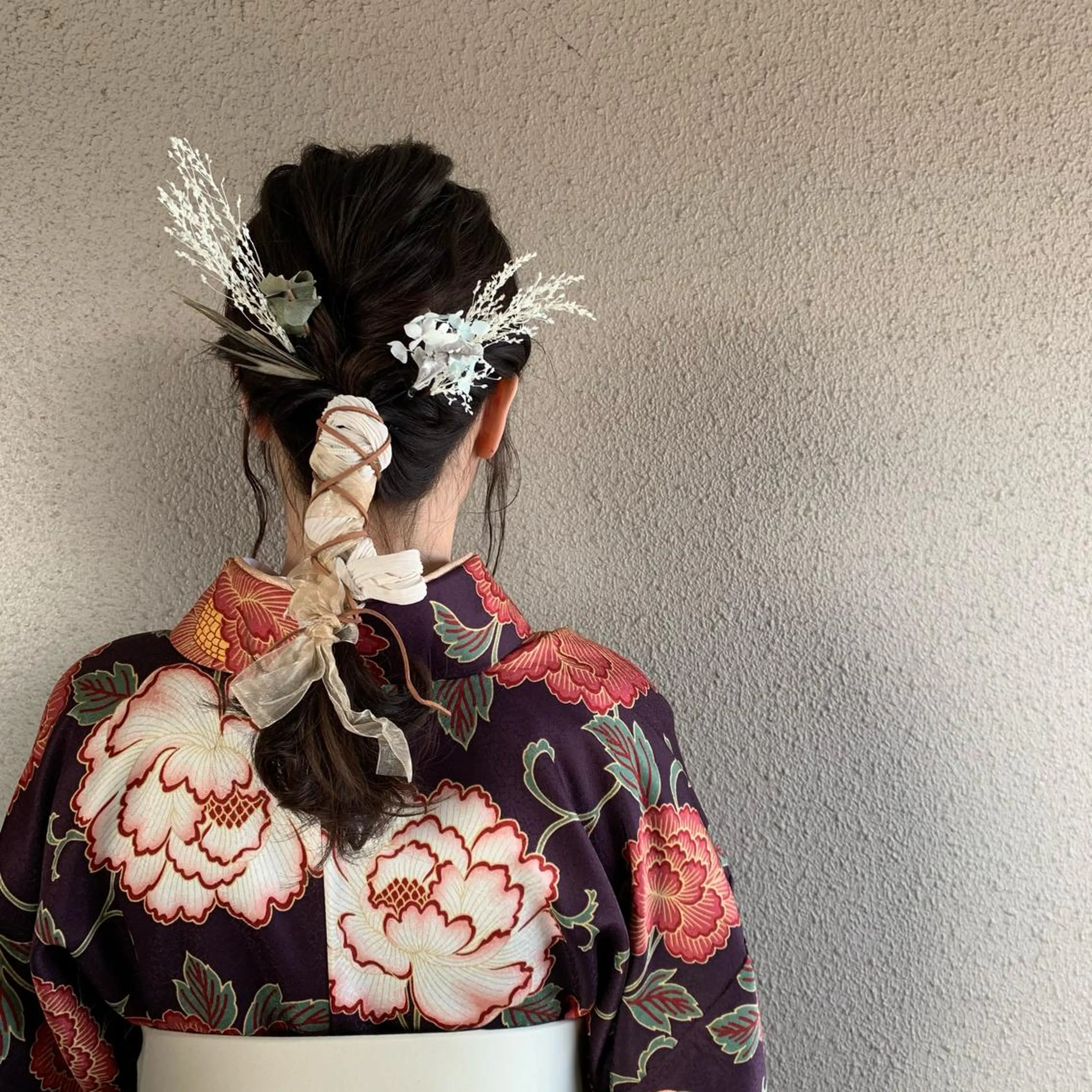 セミロング ヘアアレンジ 卒業式のヘアスタイル おくれ毛 着付け chouette/ 根本優希のヘアスタイル