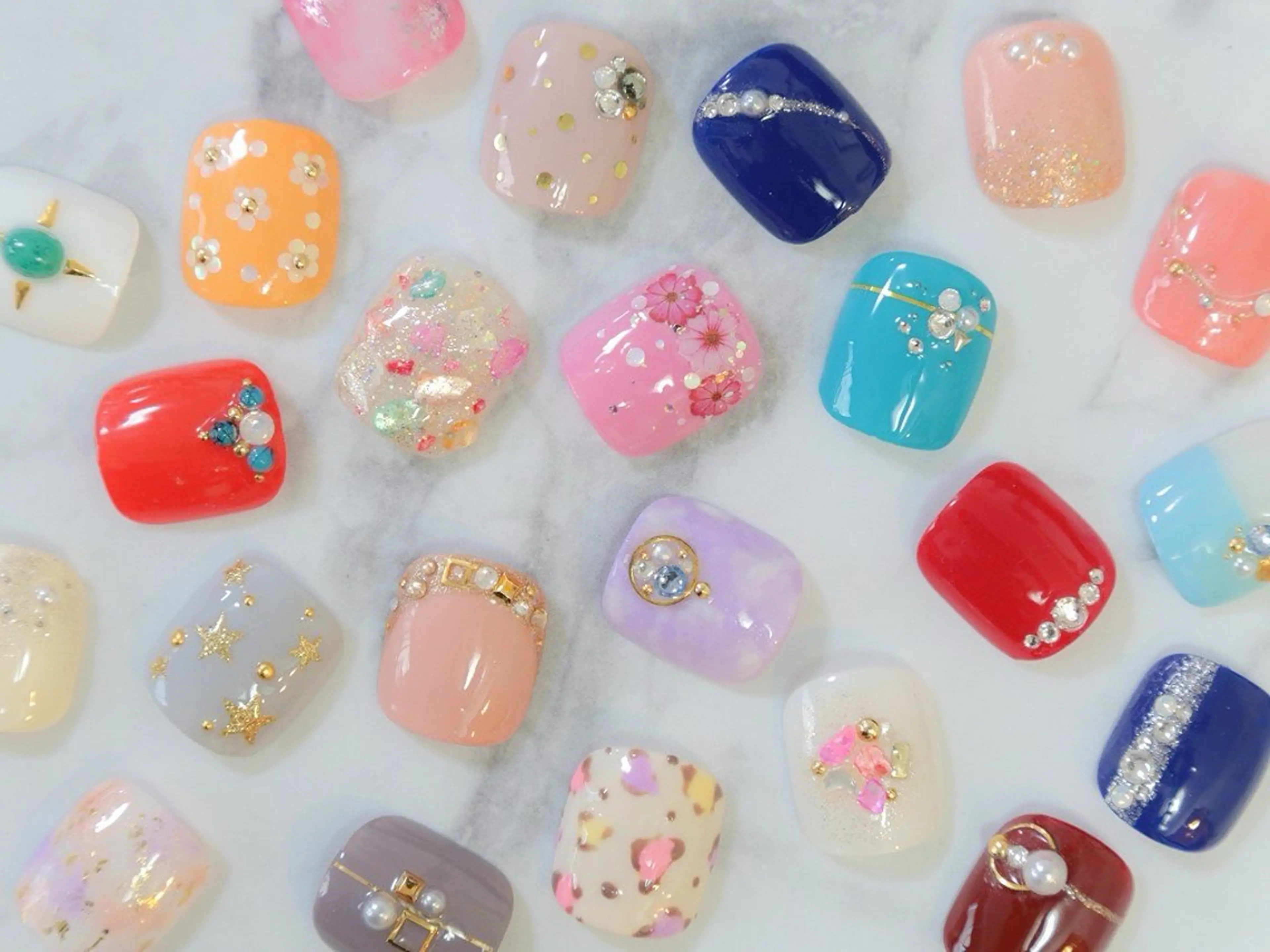 ネイル re.lief nailのネイルデザイン