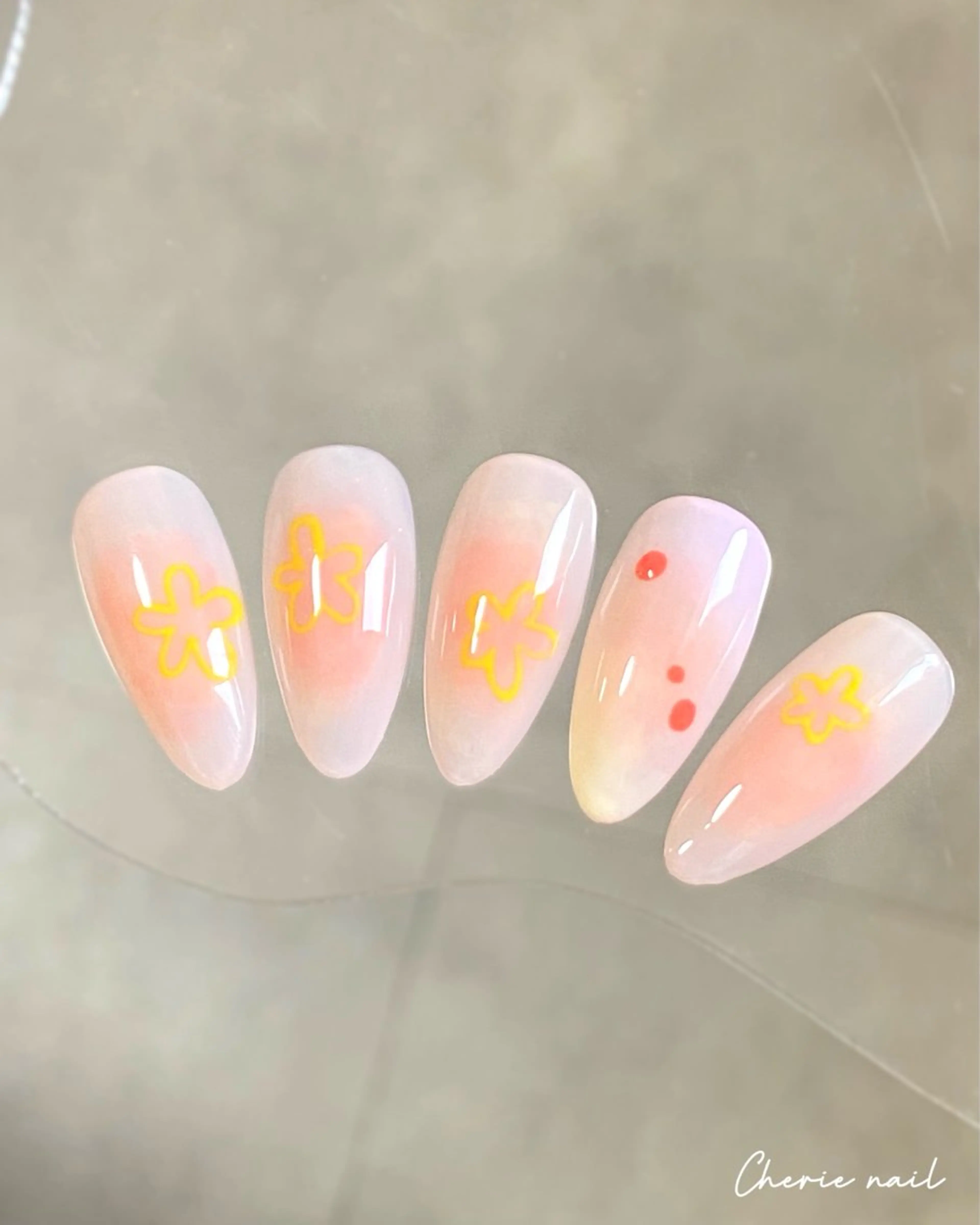 ネイル チークネイル フラワーネイル ジェルネイル オレンジ パステルネイル ハンドネイル Cherienail yunaのネイルデザイン