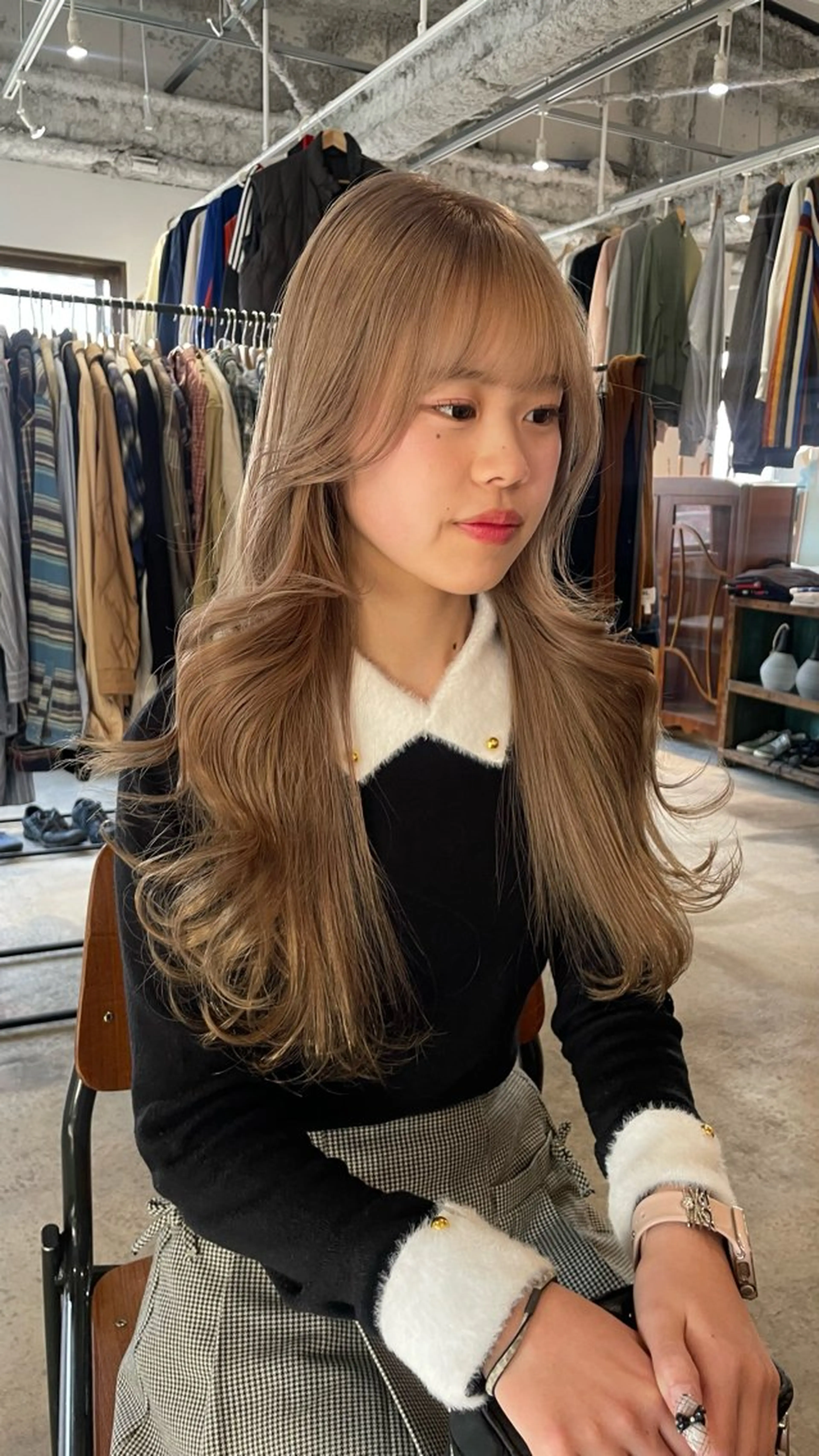 ロング ヘアカラー ゆるふわガーリーst yle🩰yuukaのヘアスタイル