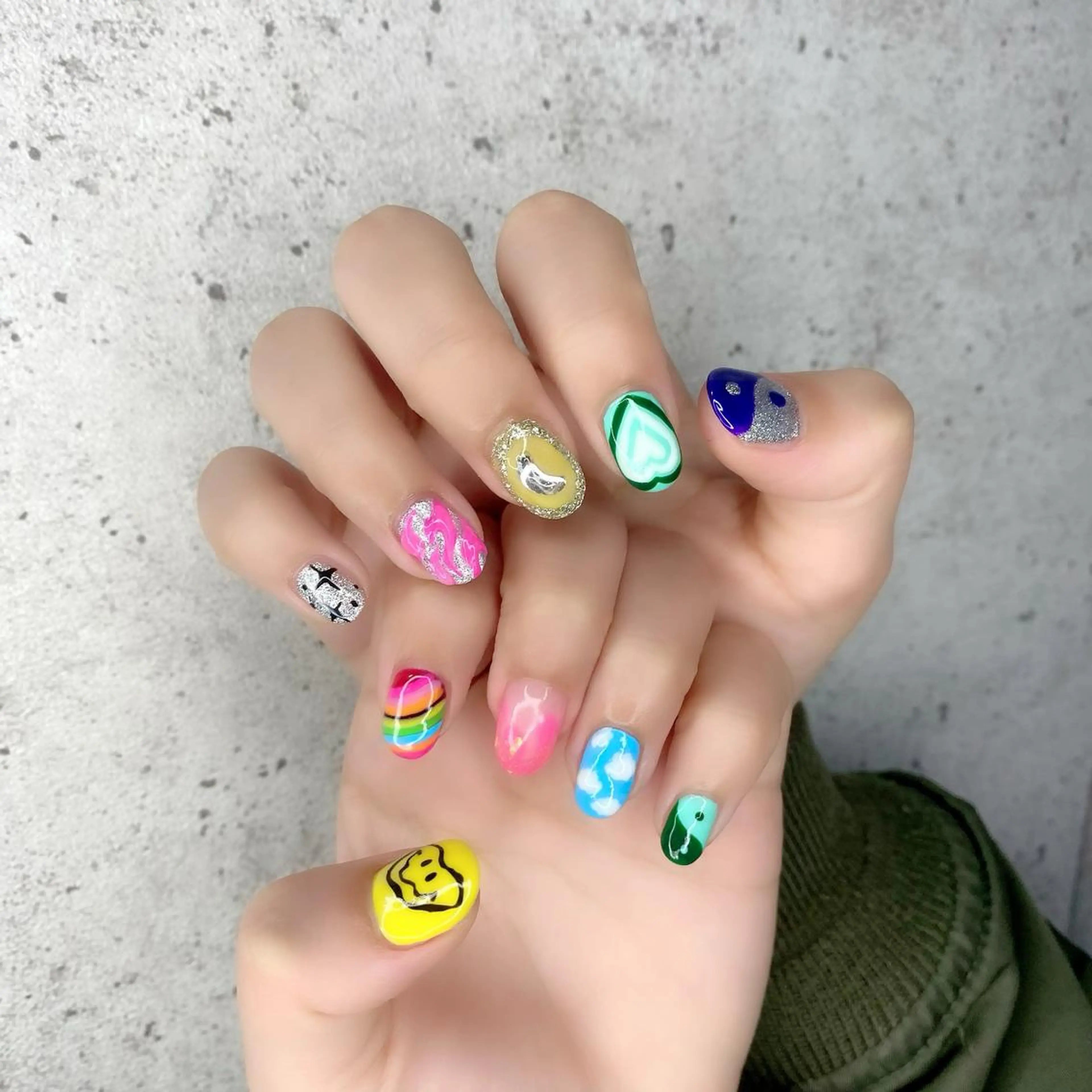 ミディアム カラー パーマ ヘアアレンジ メンズ キッズ ネイル マツエク・マツパ アイブロウ フットネイル ハート ぷっくりネイル 春ネイル ハンドネイル Salon Ｋのネイルデザイン