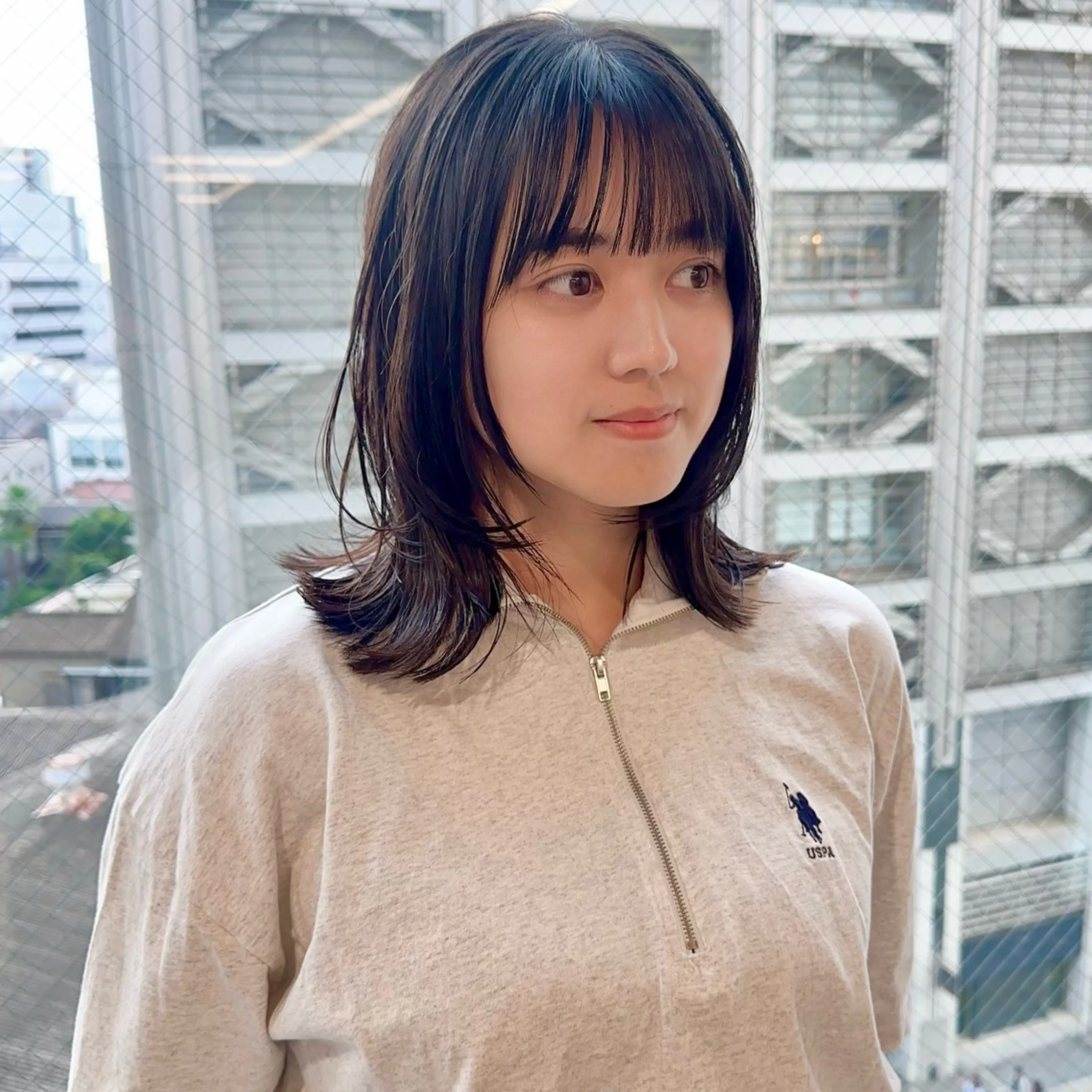 ミディアム カラー カット ヘアカラー トリートメント ブリーチなし/レイヤ ー特化🌈Tommyのヘアスタイル