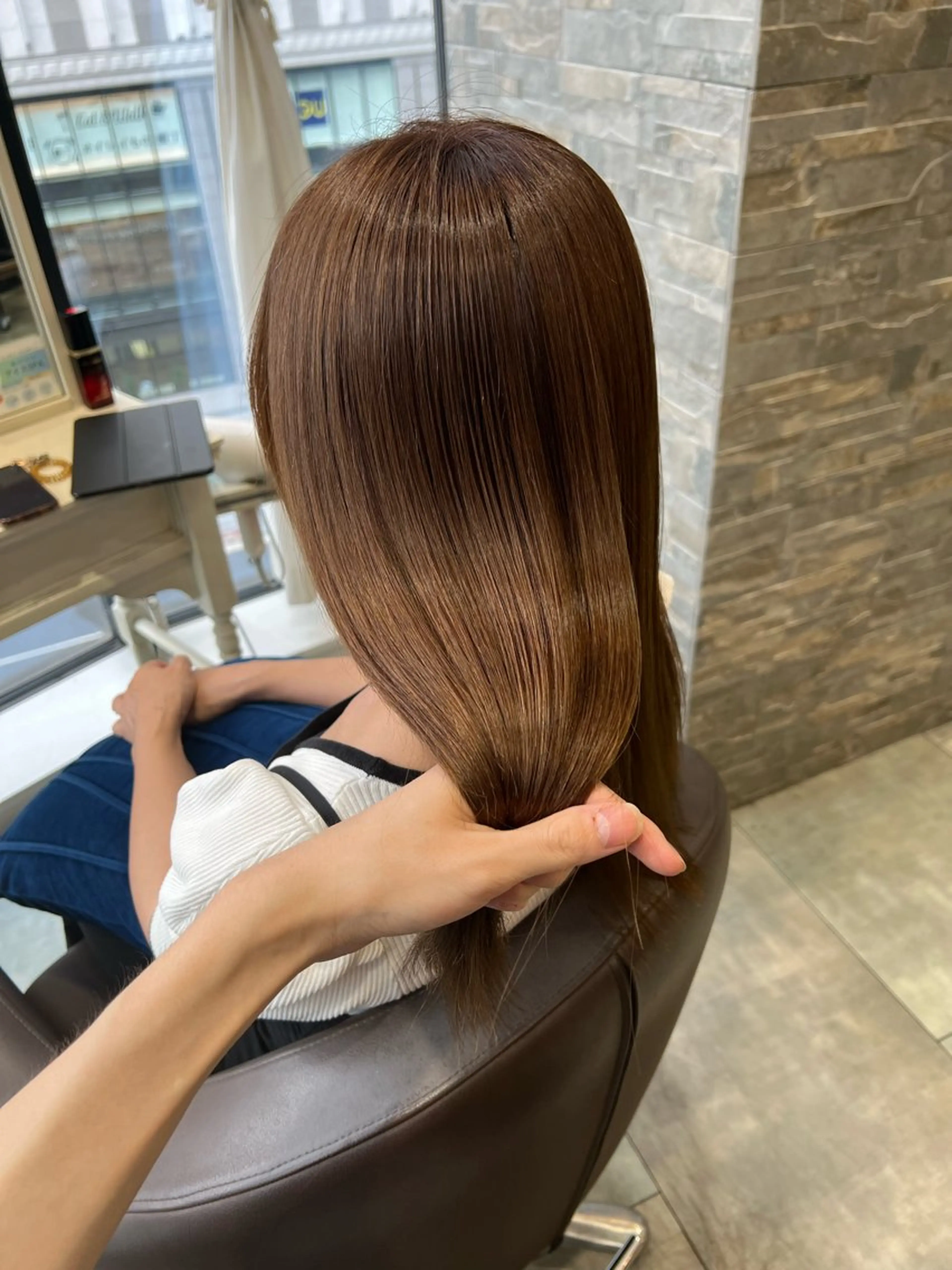 ロング カット ヘアカラー トリートメント 北浜 カットモデル募集のヘアスタイル