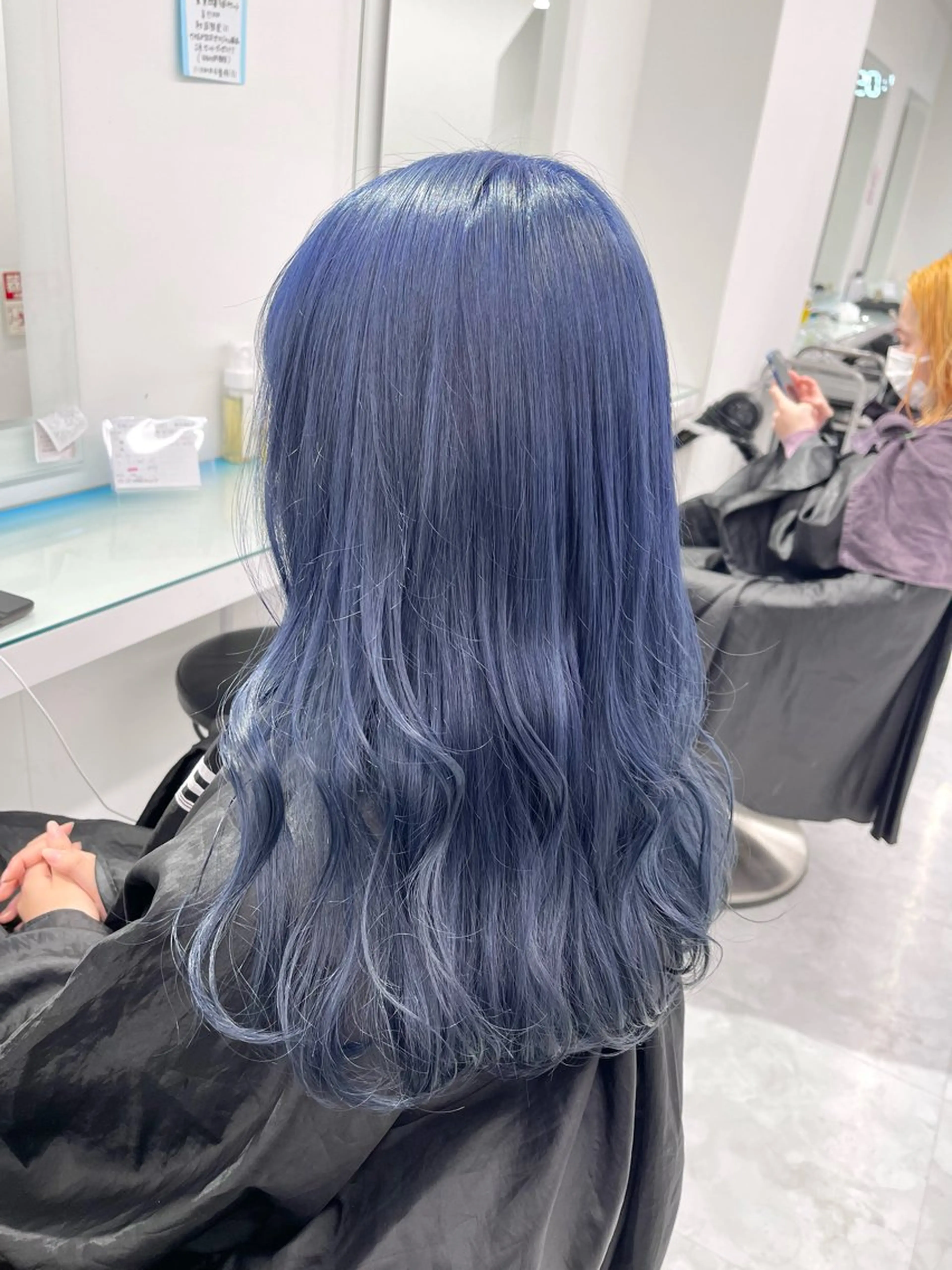 セミロング カラー ヘアカラー 🤍💕ブリーチカラ ーAyaka💕🤍のヘアスタイル