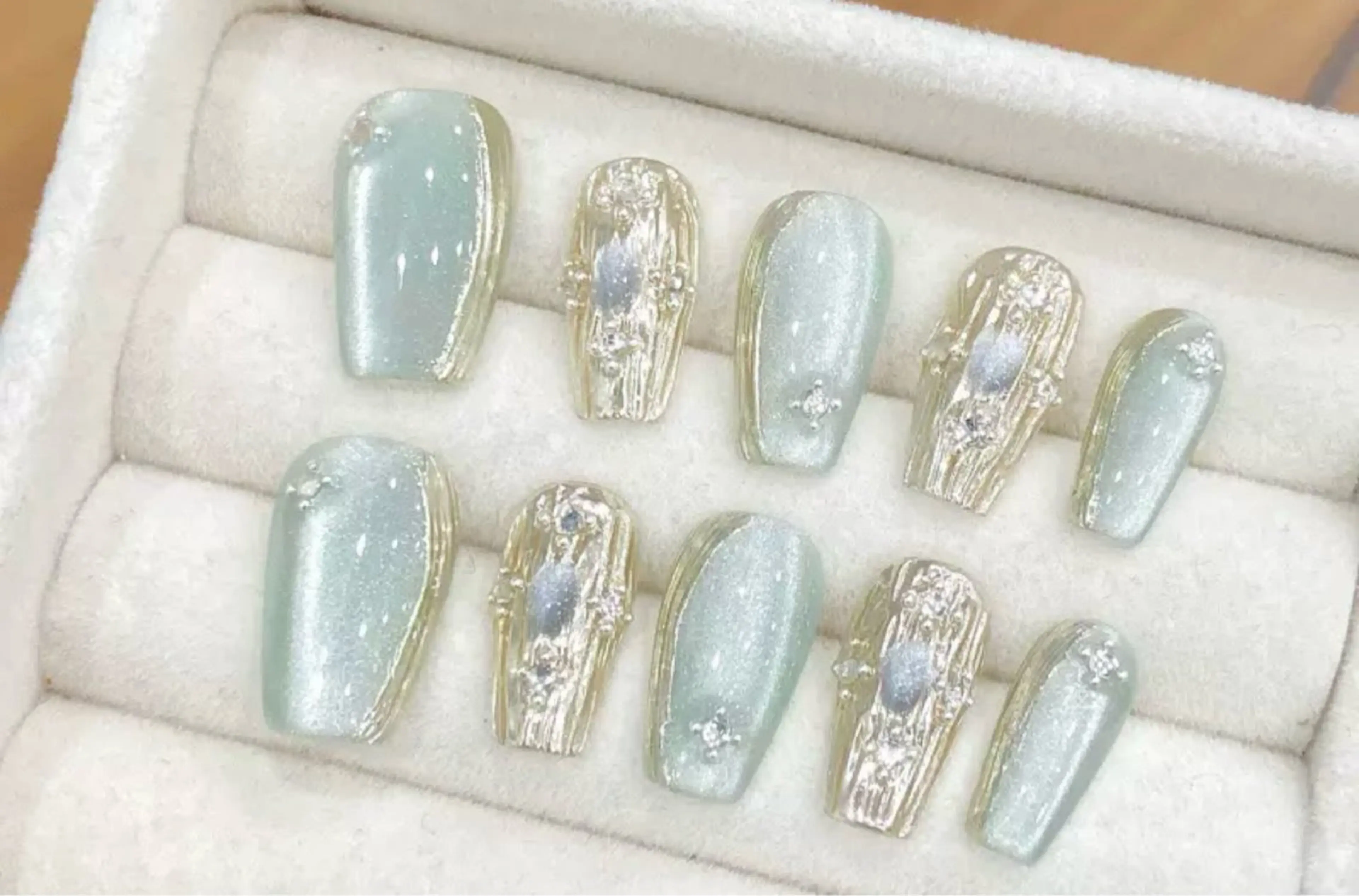 ネイル D-BEAUTY Nailsalonのネイルデザイン