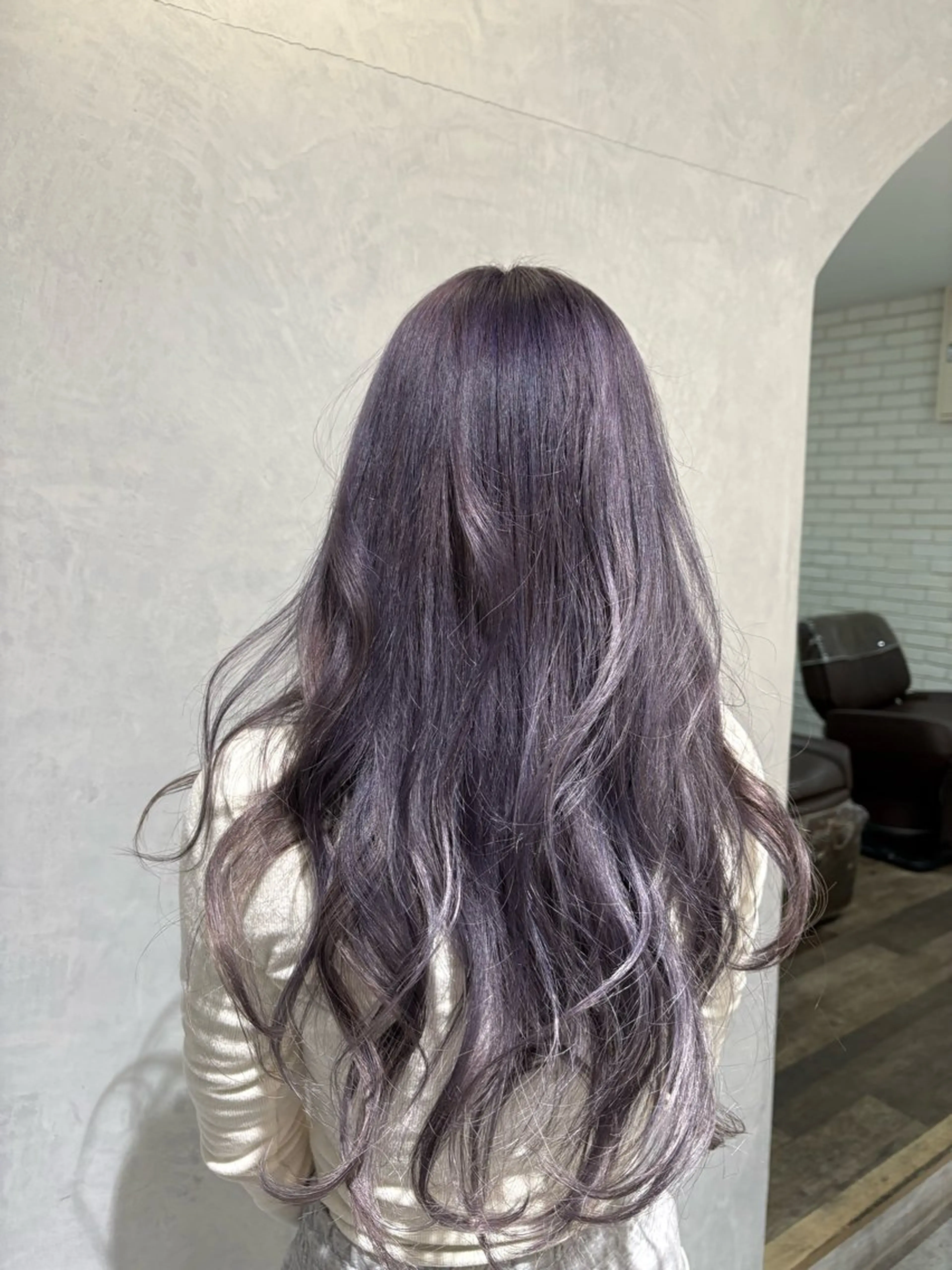 ロング アッシュ cyez manaのヘアスタイル