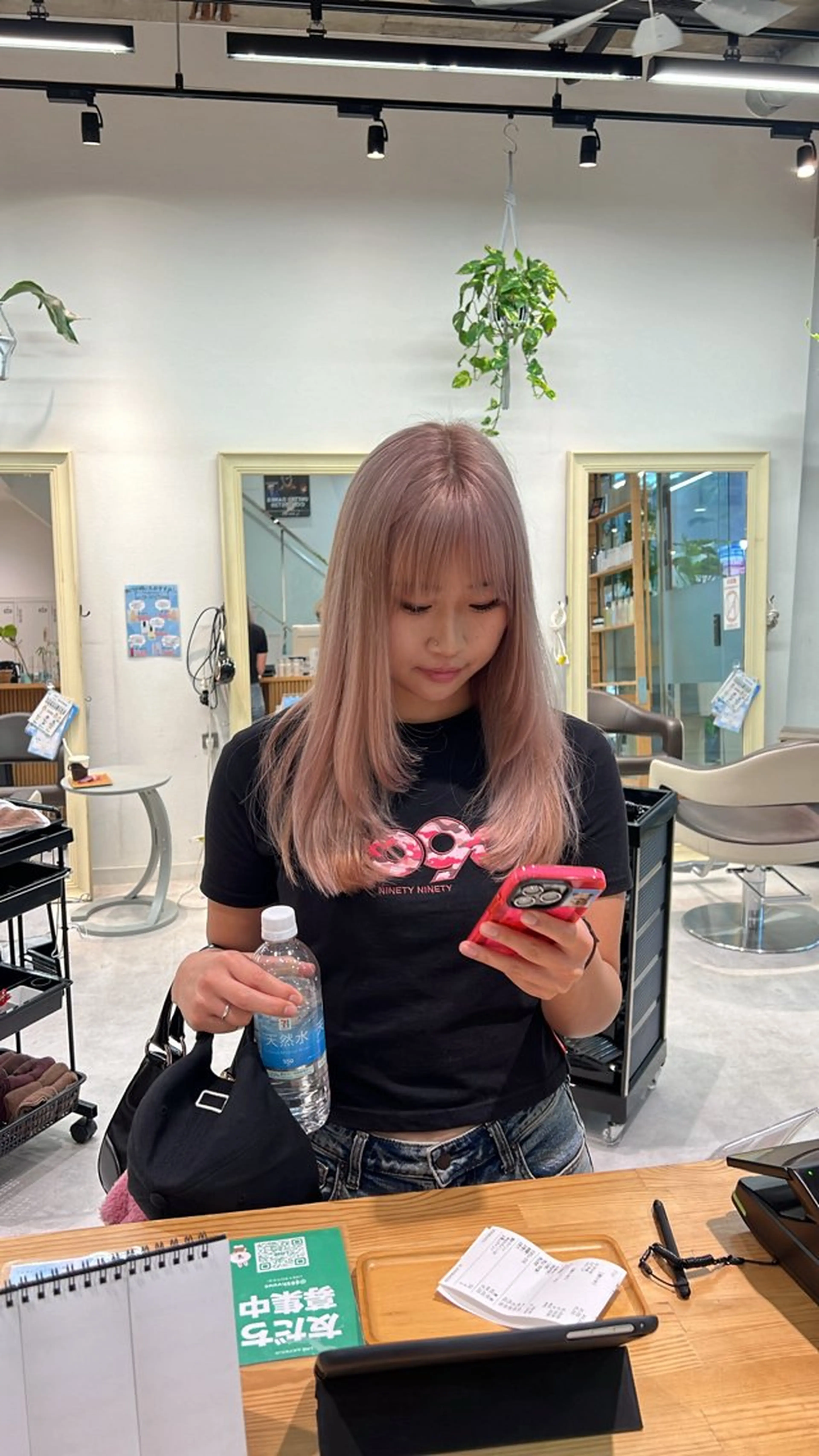 ロング カラー ベージュカラー ハイトーンカラー ピンクカラー ピンクベージュ 顔まわりレイヤー ヘアカラー 透明感カラー/ボブ / MARIE🍇のヘアスタイル