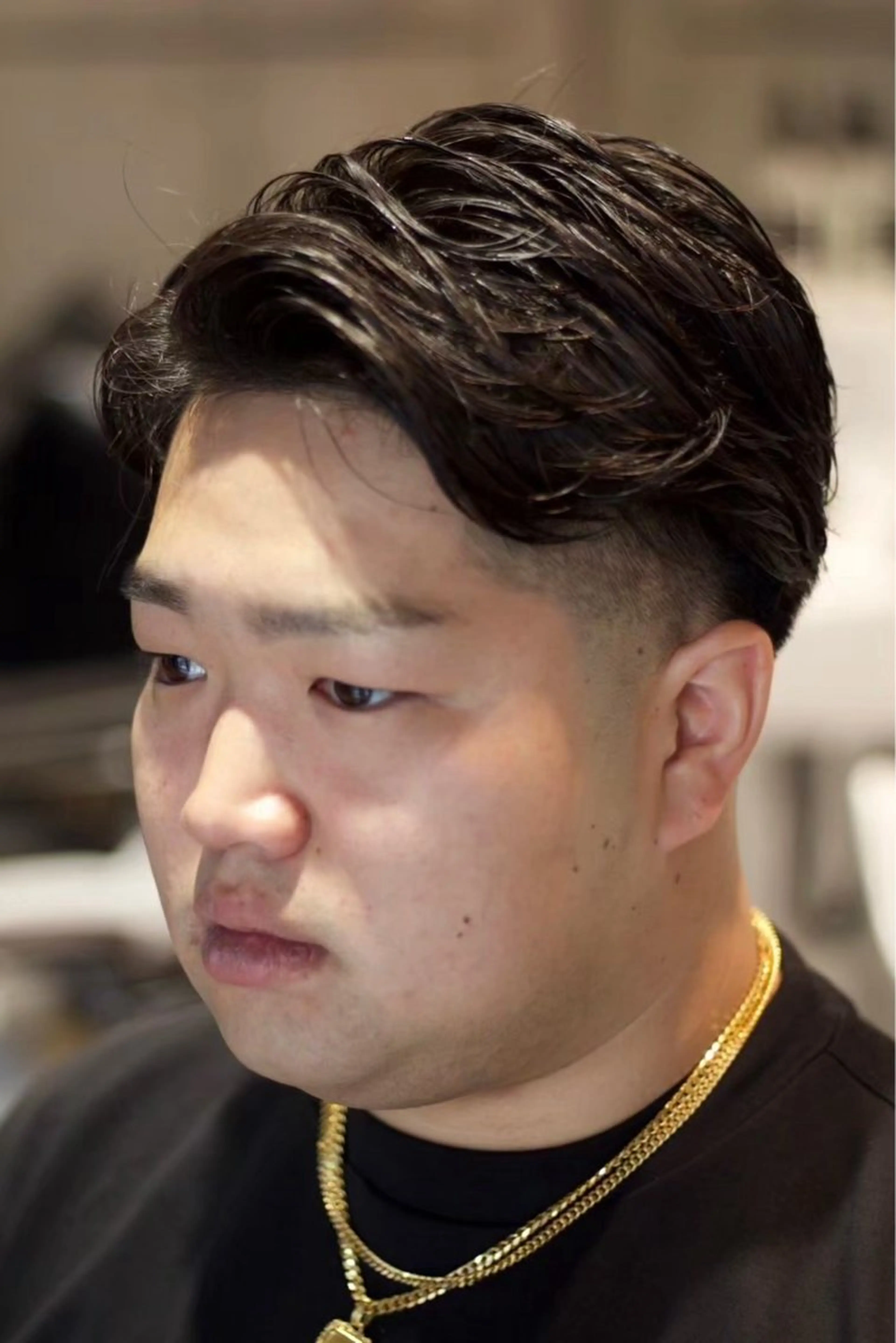 ショート メンズ メンズブリーチ フェードカット メンズパーマ スキンフェード スパイキーショート 名郷 偉織　　メンズカットのヘアスタイル