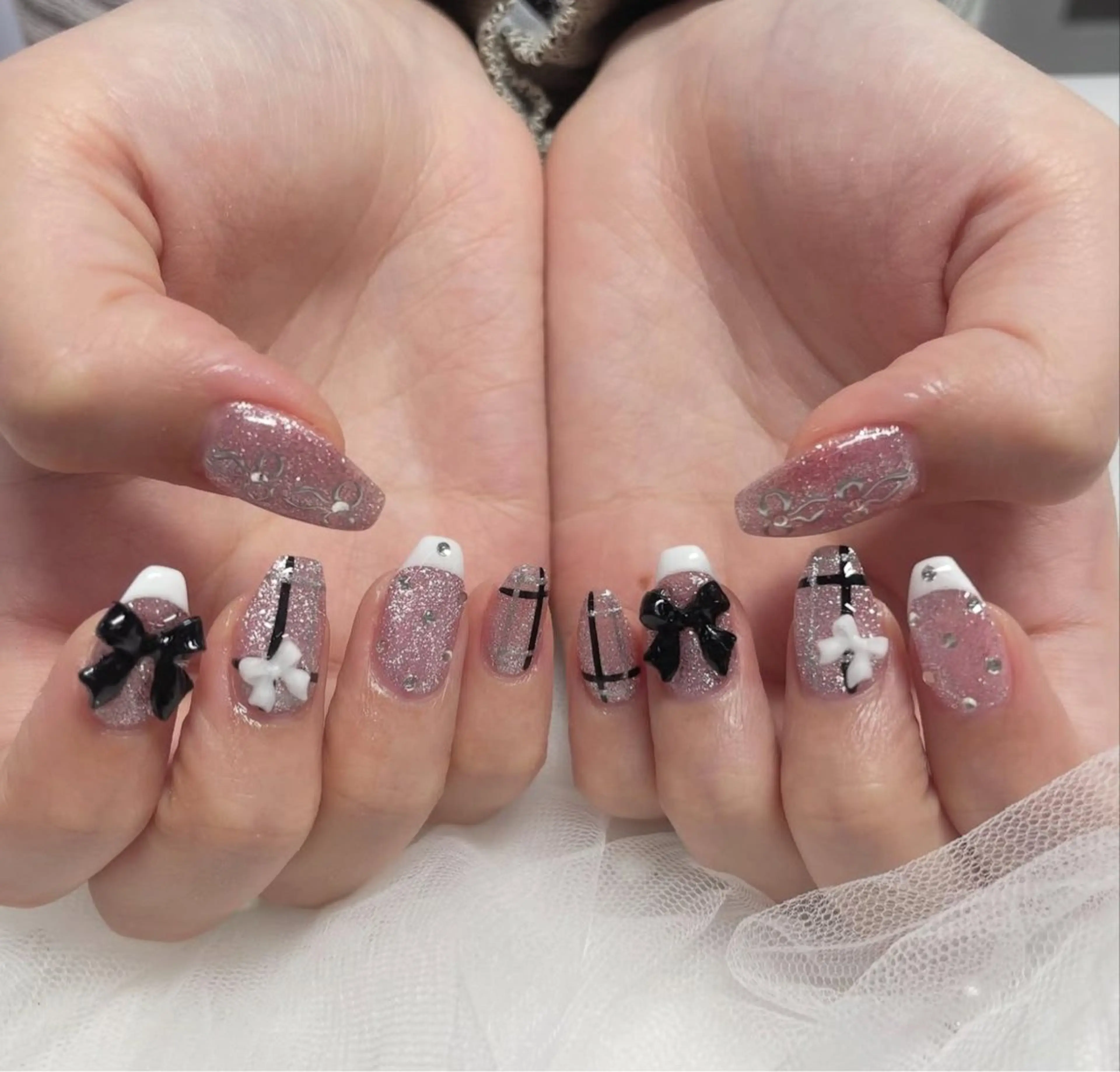 ネイル リボン WOLTOKYO 渋谷/RIAのネイルデザイン