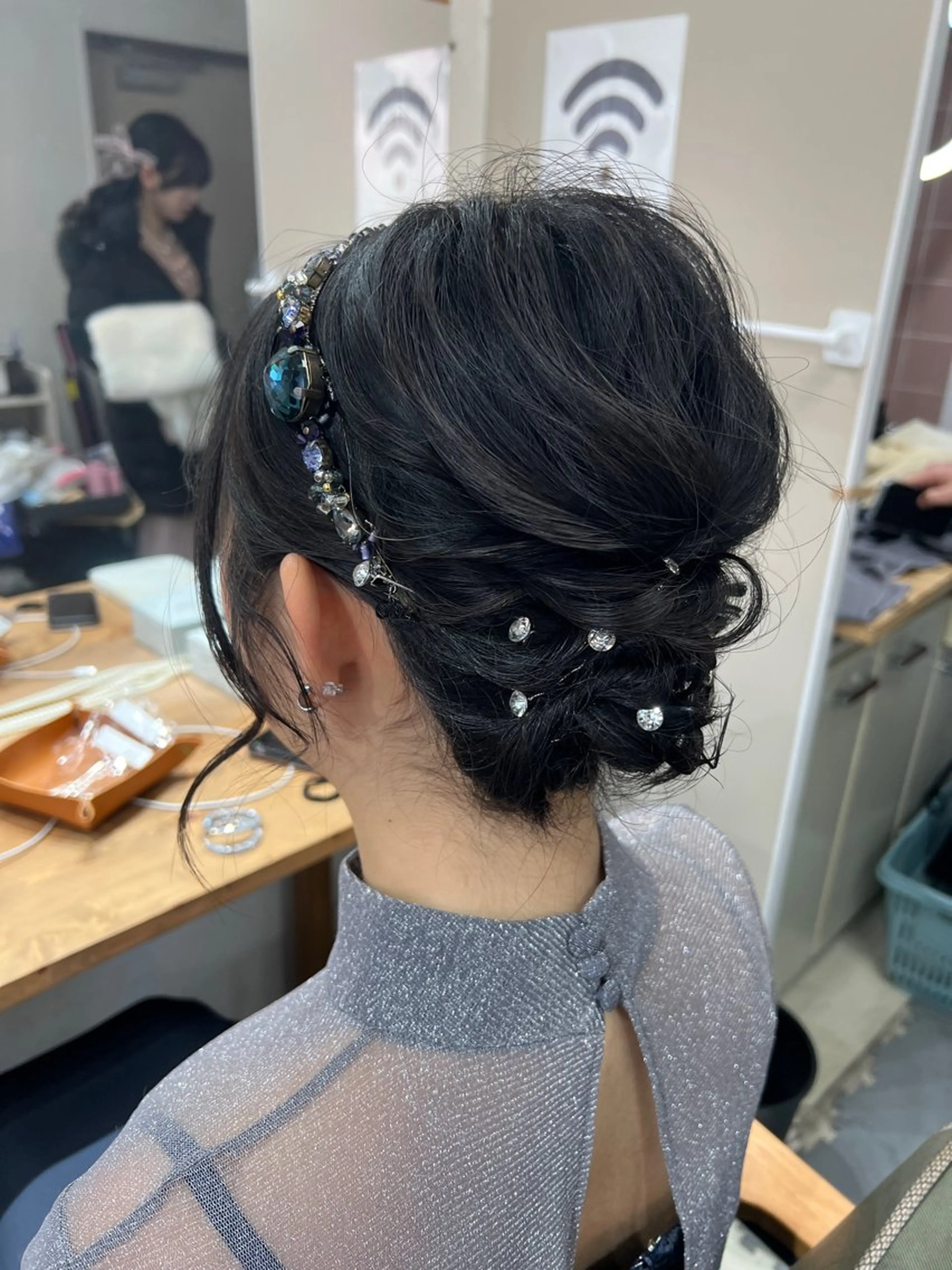 ミディアム ヘアアレンジ ボブ カチューシャ 山室 敬義のヘアスタイル