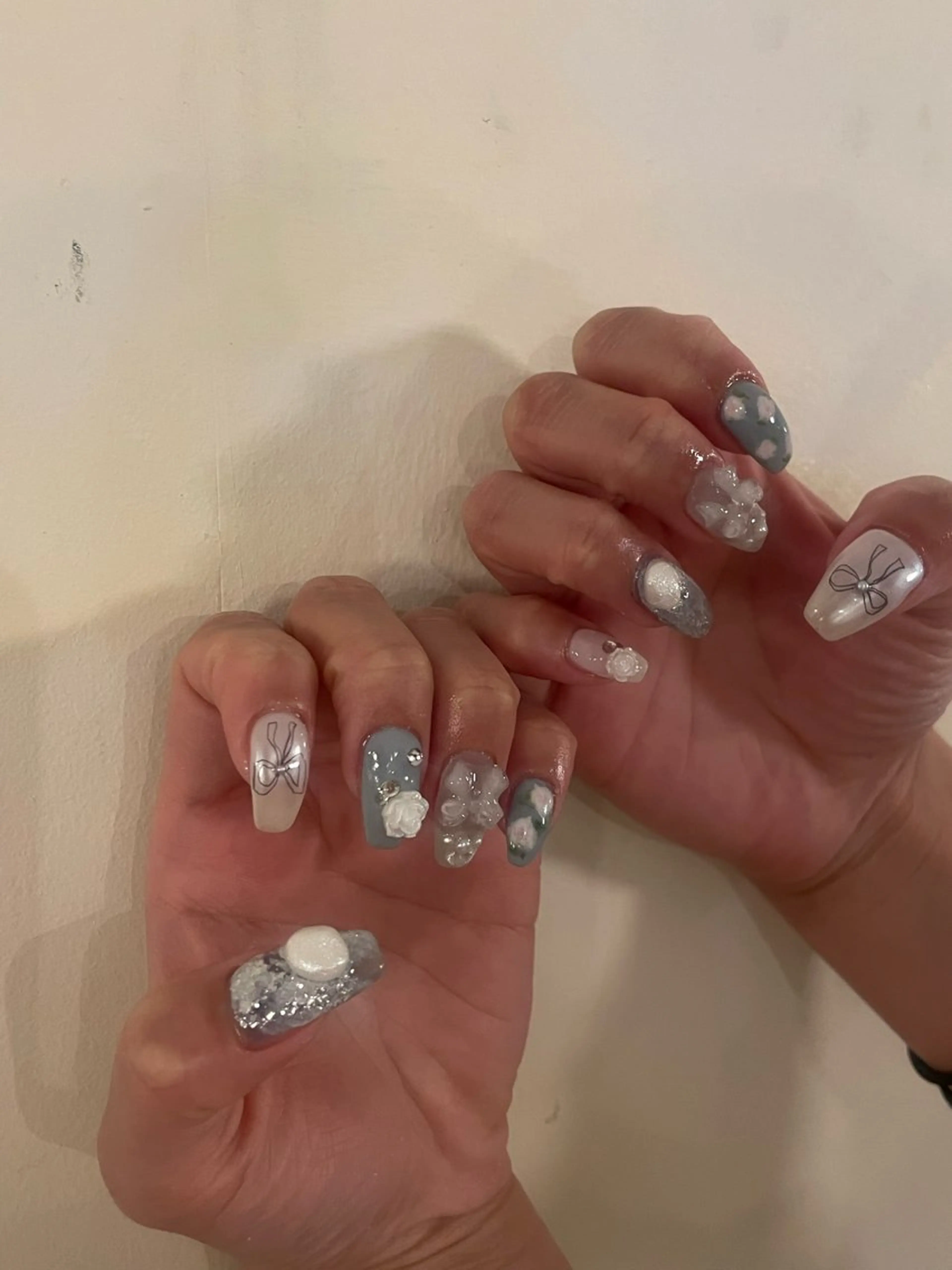 ネイル ハンドネイル shion .のネイルデザイン