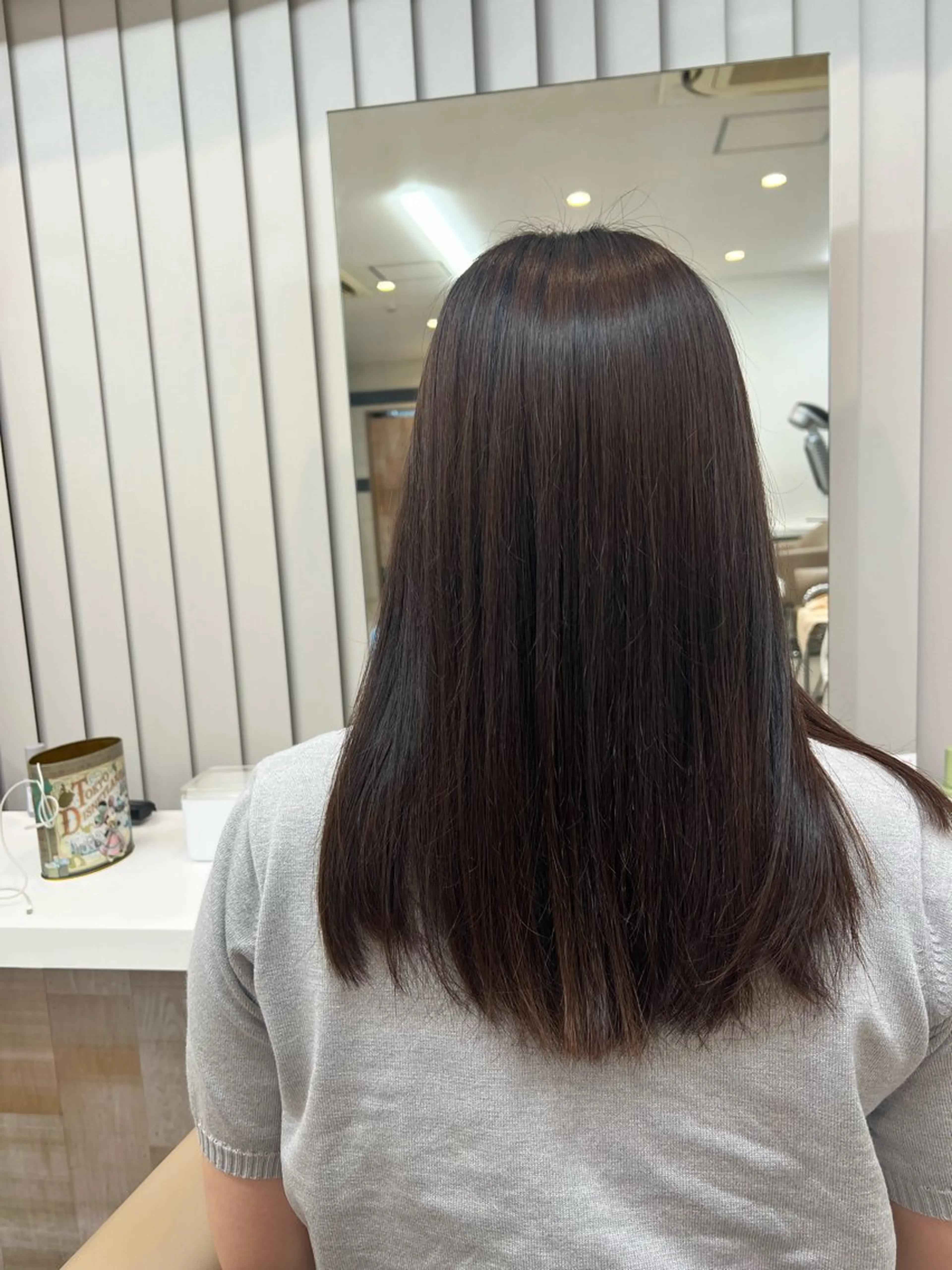 セミロング 髪質改善／透明感 NAKAIEのヘアスタイル