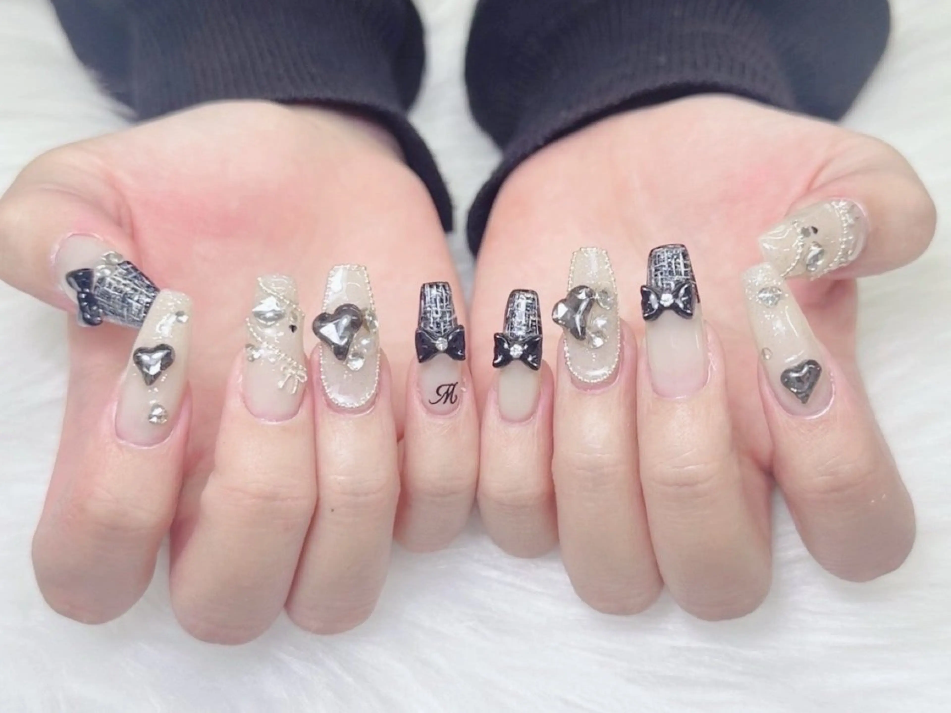 ネイル lucky nail 歌舞伎町のネイルデザイン