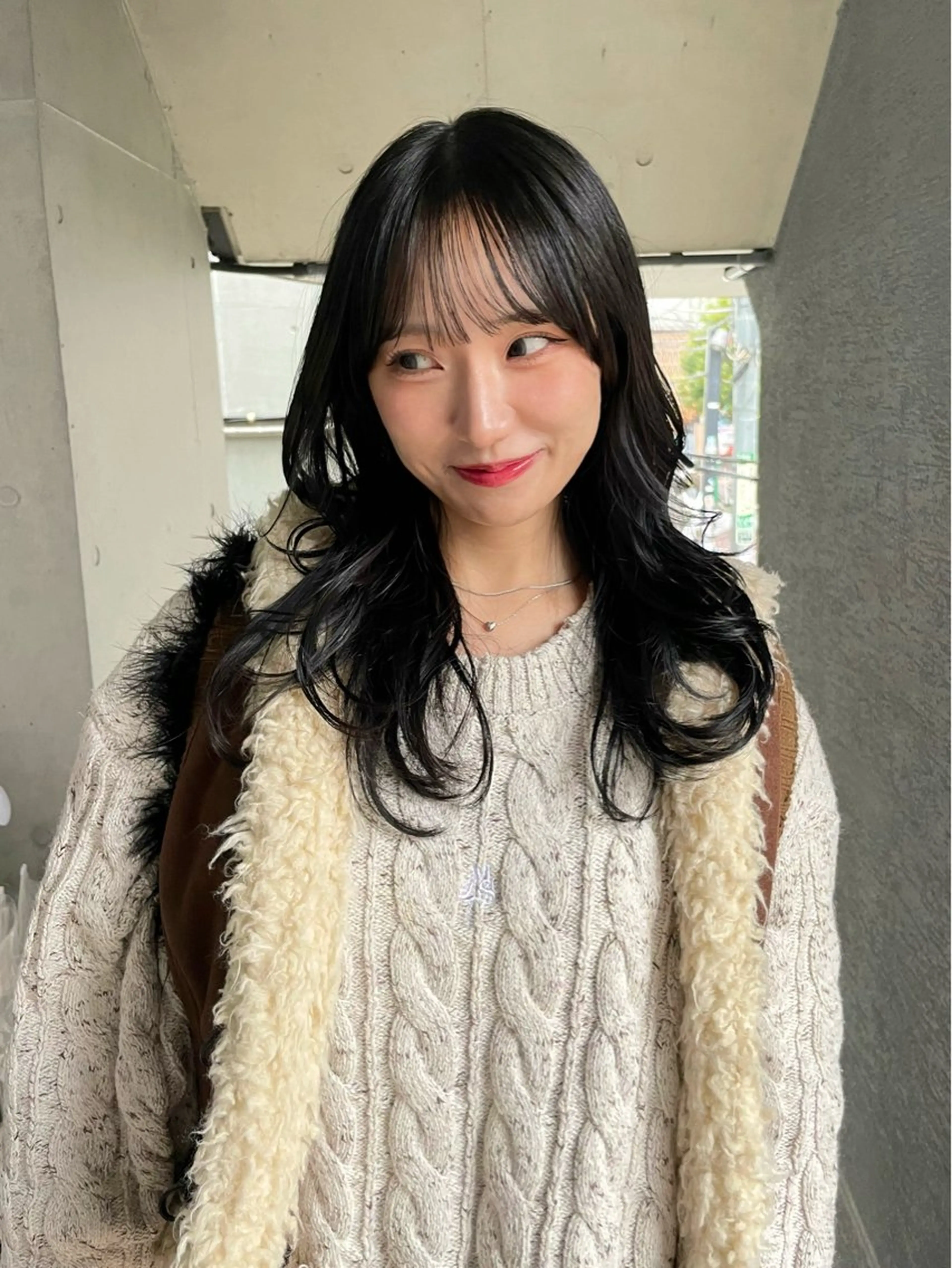 ミディアム 韓国風ヘア レイヤーカット カット ミルクティーベージュ ブリーチ🖤サヤカのヘアスタイル