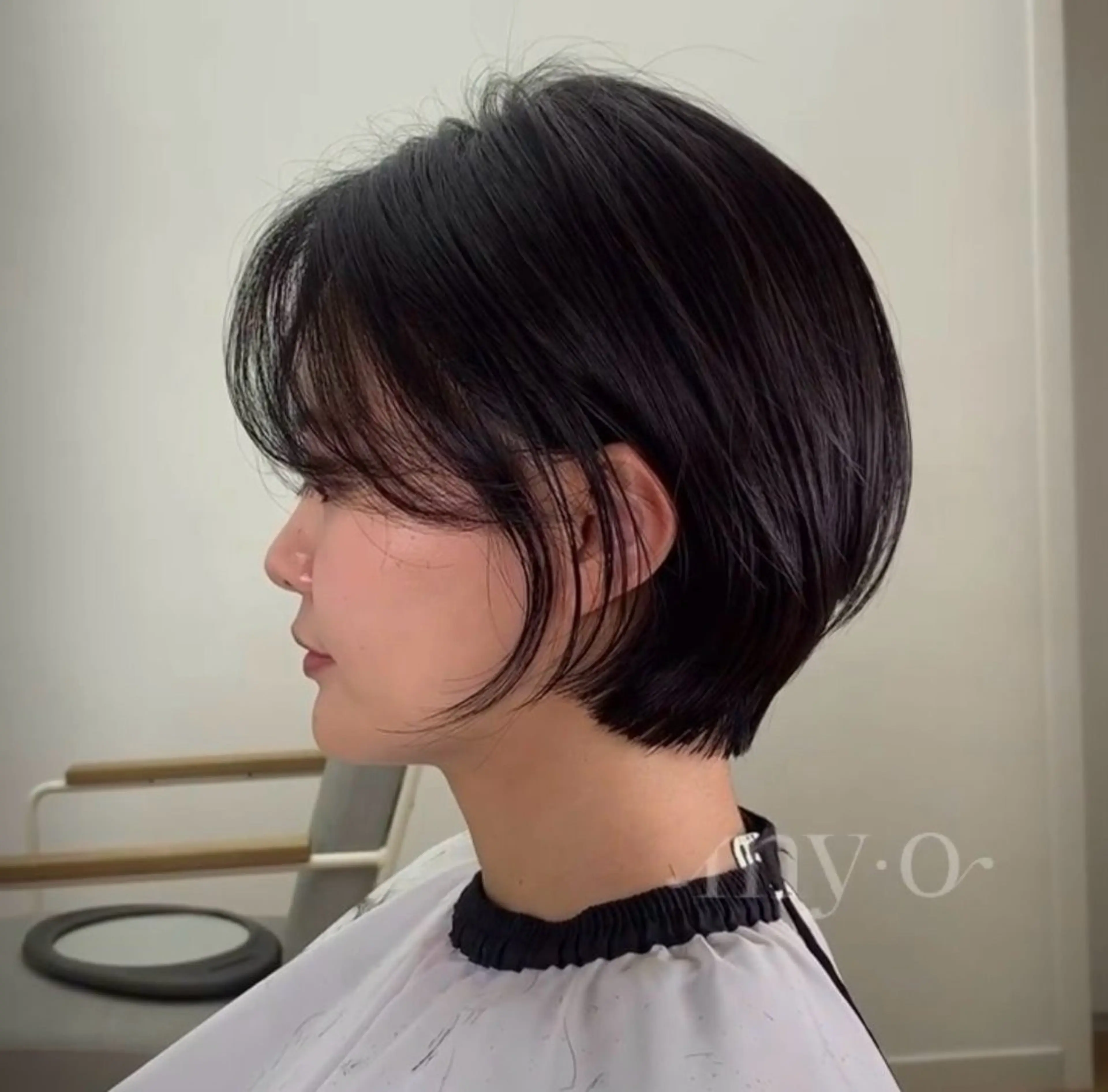 ショート 盛れる透明感カラー・ momokaのヘアスタイル