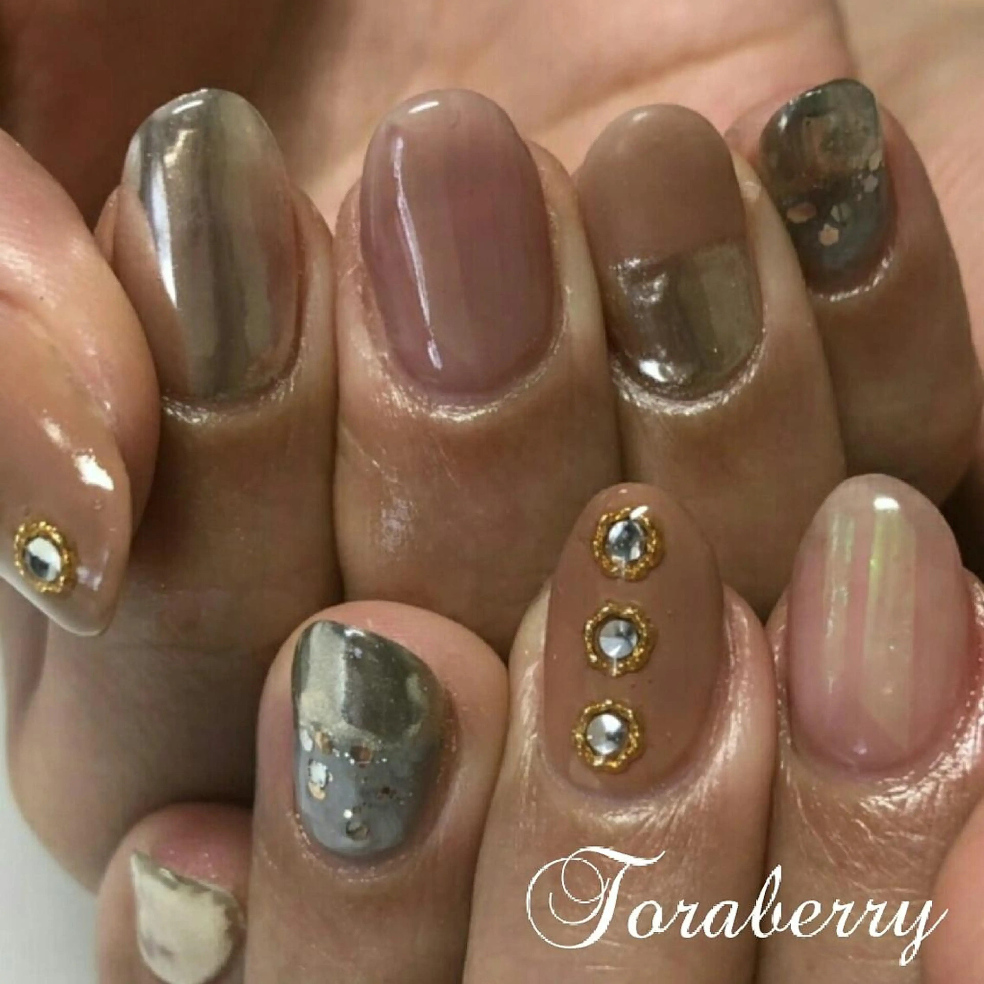 ネイル ミラーネイル ハンドネイル ネイリスト なつみのネイルデザイン