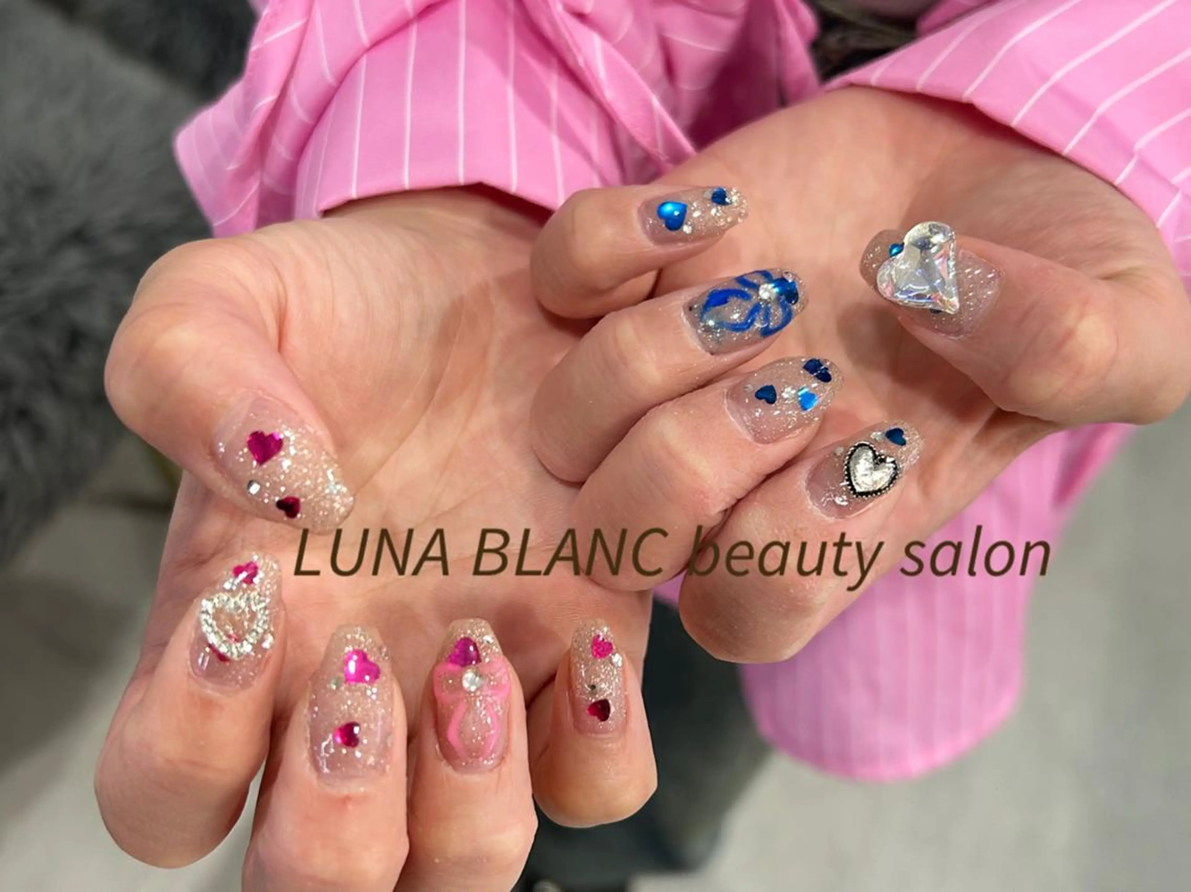 セミロング ハンドネイル nail LUNA BLANCのネイルデザイン