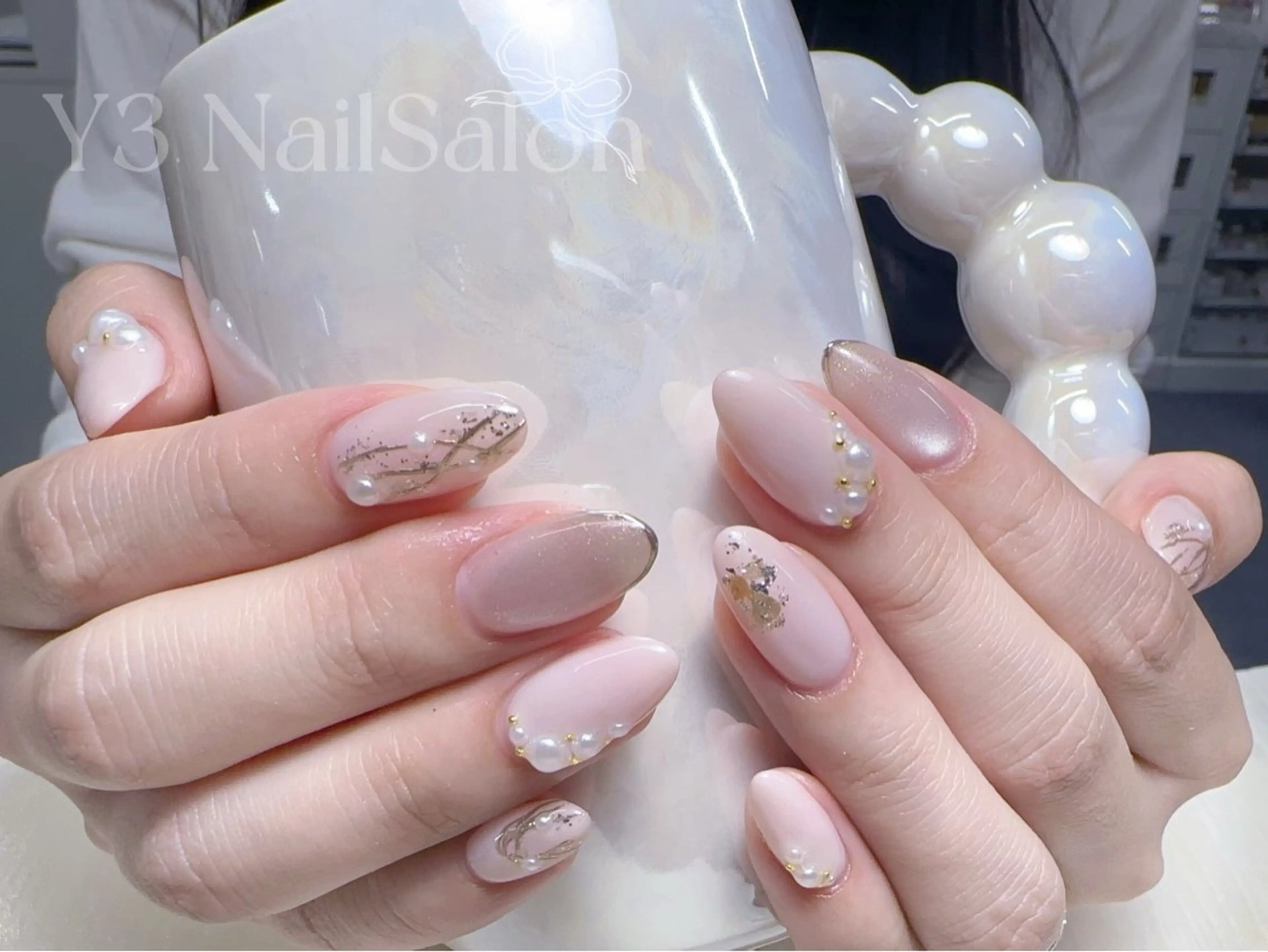 ネイル アートネイル 成人式 フラワーネイル ミラーネイル 持ち込み ハンドネイル Y3 NailSalonのネイルデザイン