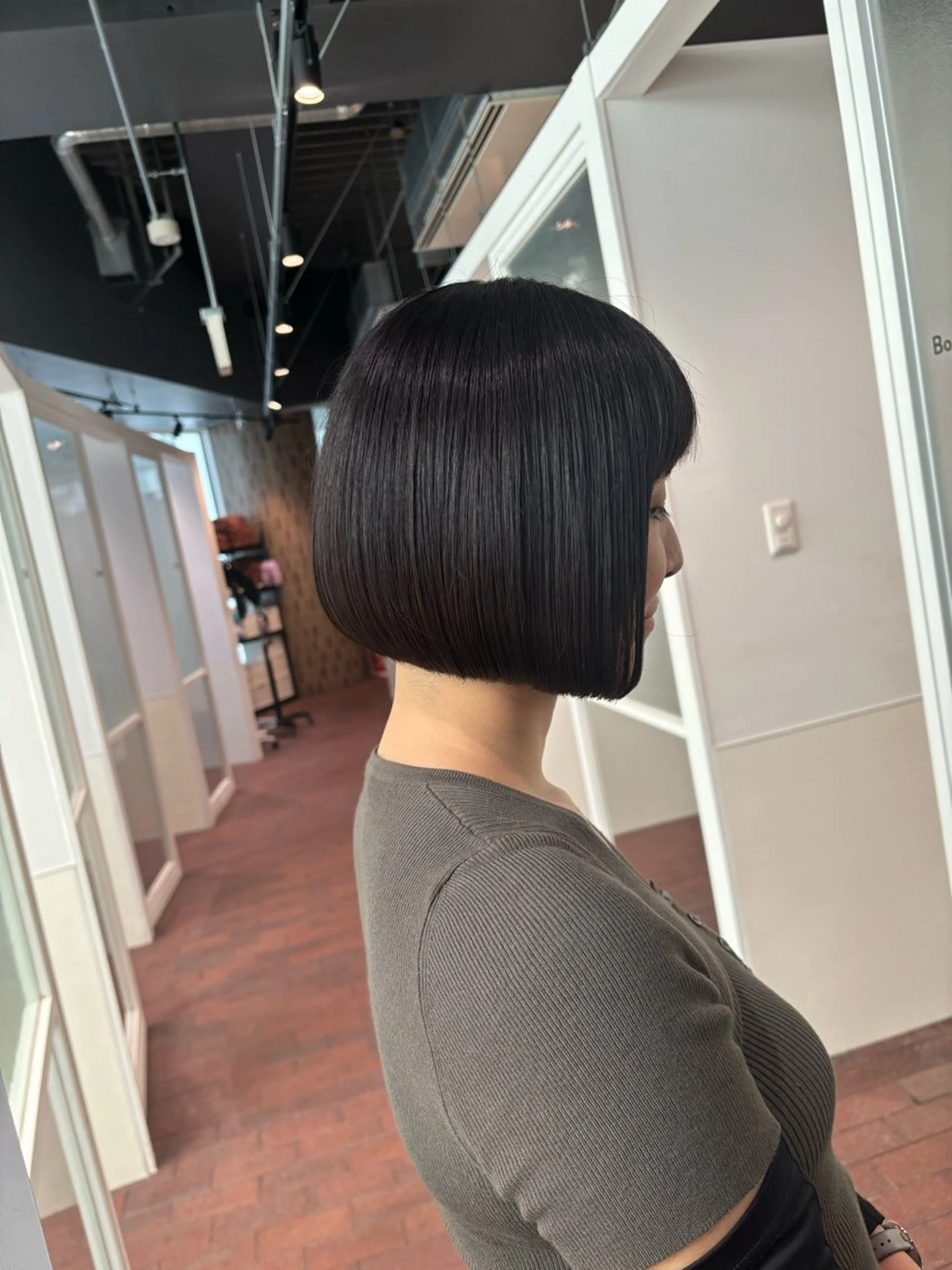 ミディアム ボブ カット マンツーマン 縮毛矯正/マユコのヘアスタイル