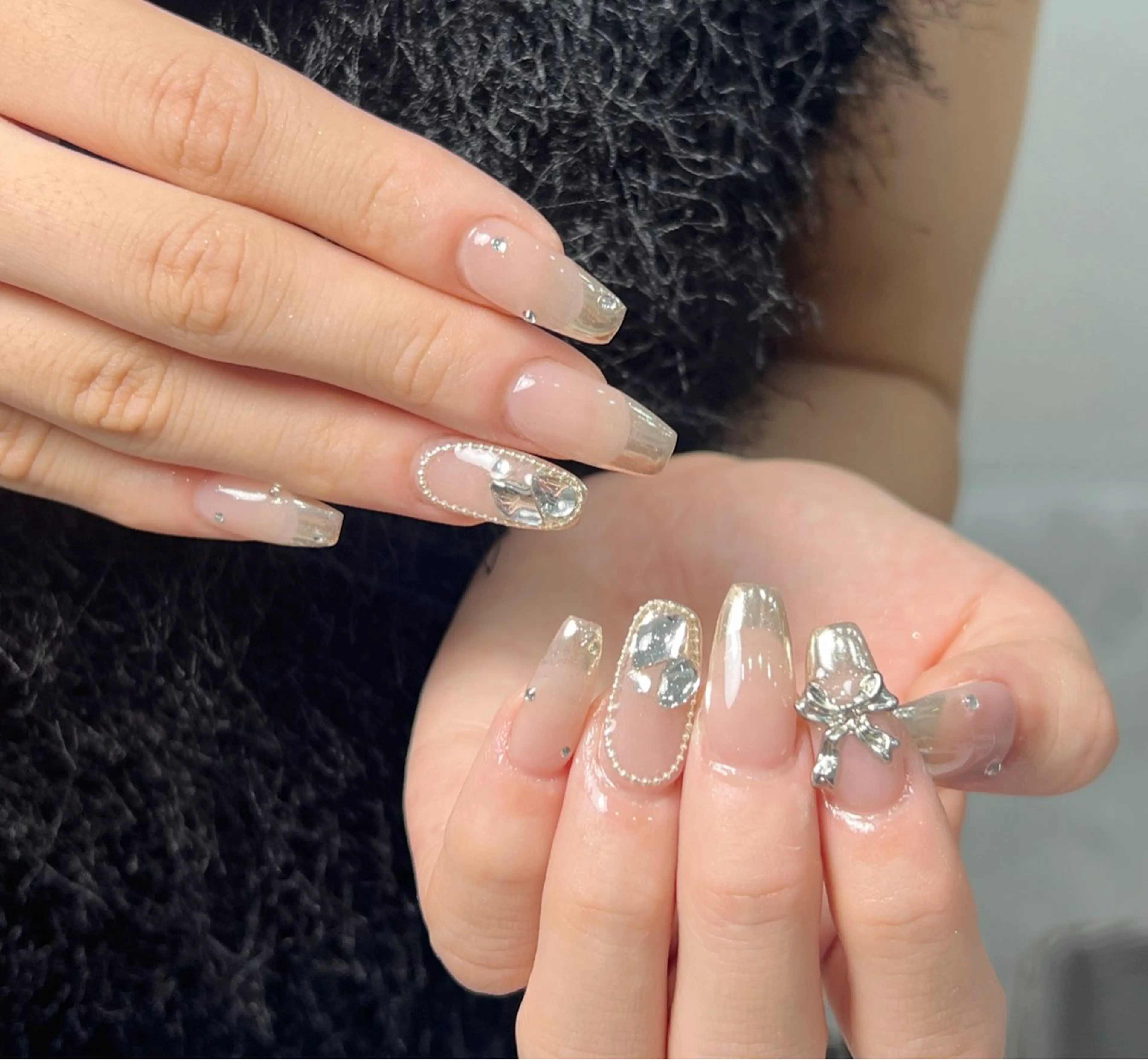 ネイル チークネイル 長さ出し フレンチネイル ジェルネイル キラキラネイル ハンドネイル ハンドケア 🫧M. nailsのネイルデザイン