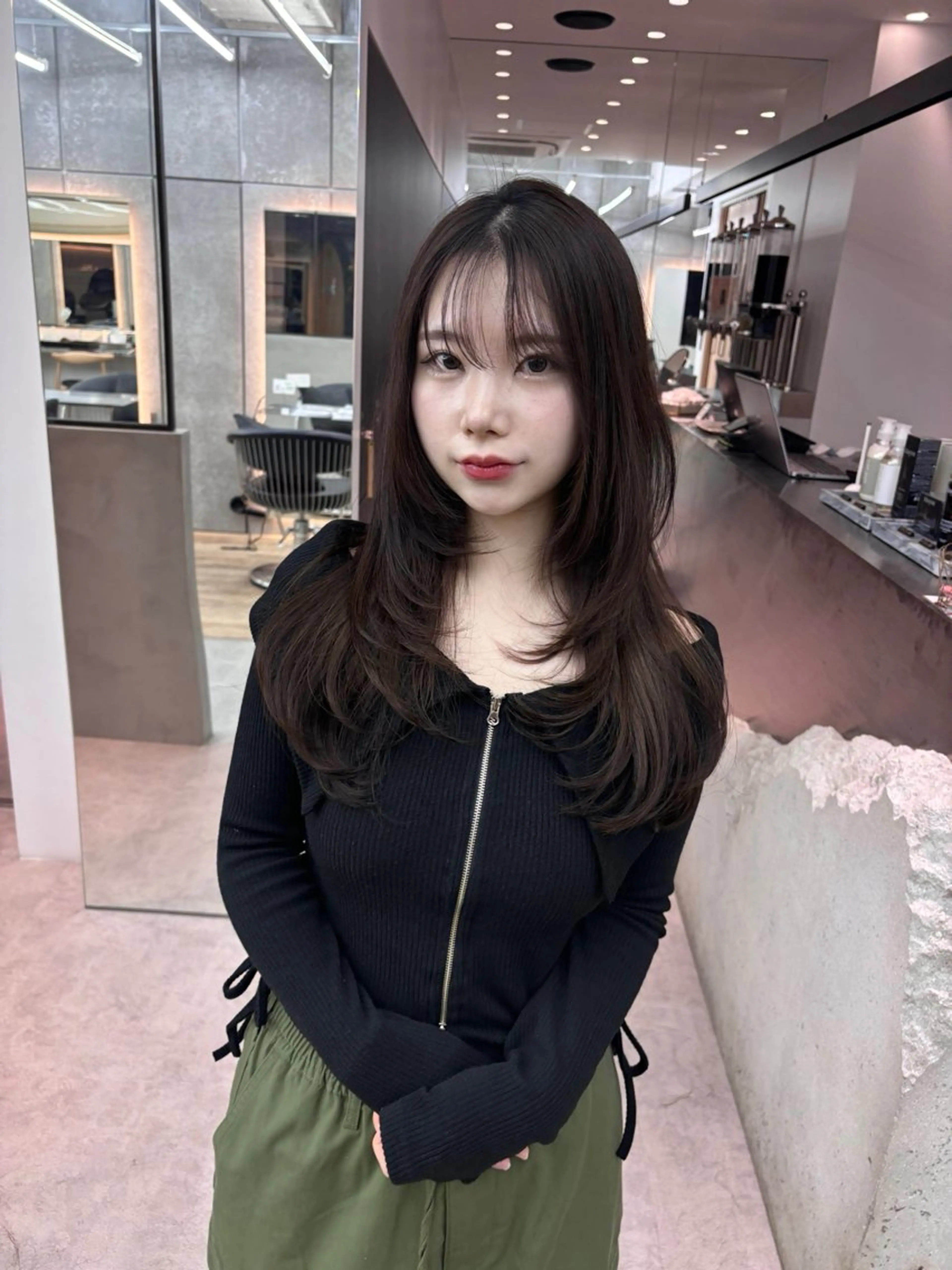 セミロング カラー カット ヘアカラー トリートメント 髪質改善/縮毛矯正/ 韓国ヘア/矢野のヘアスタイル