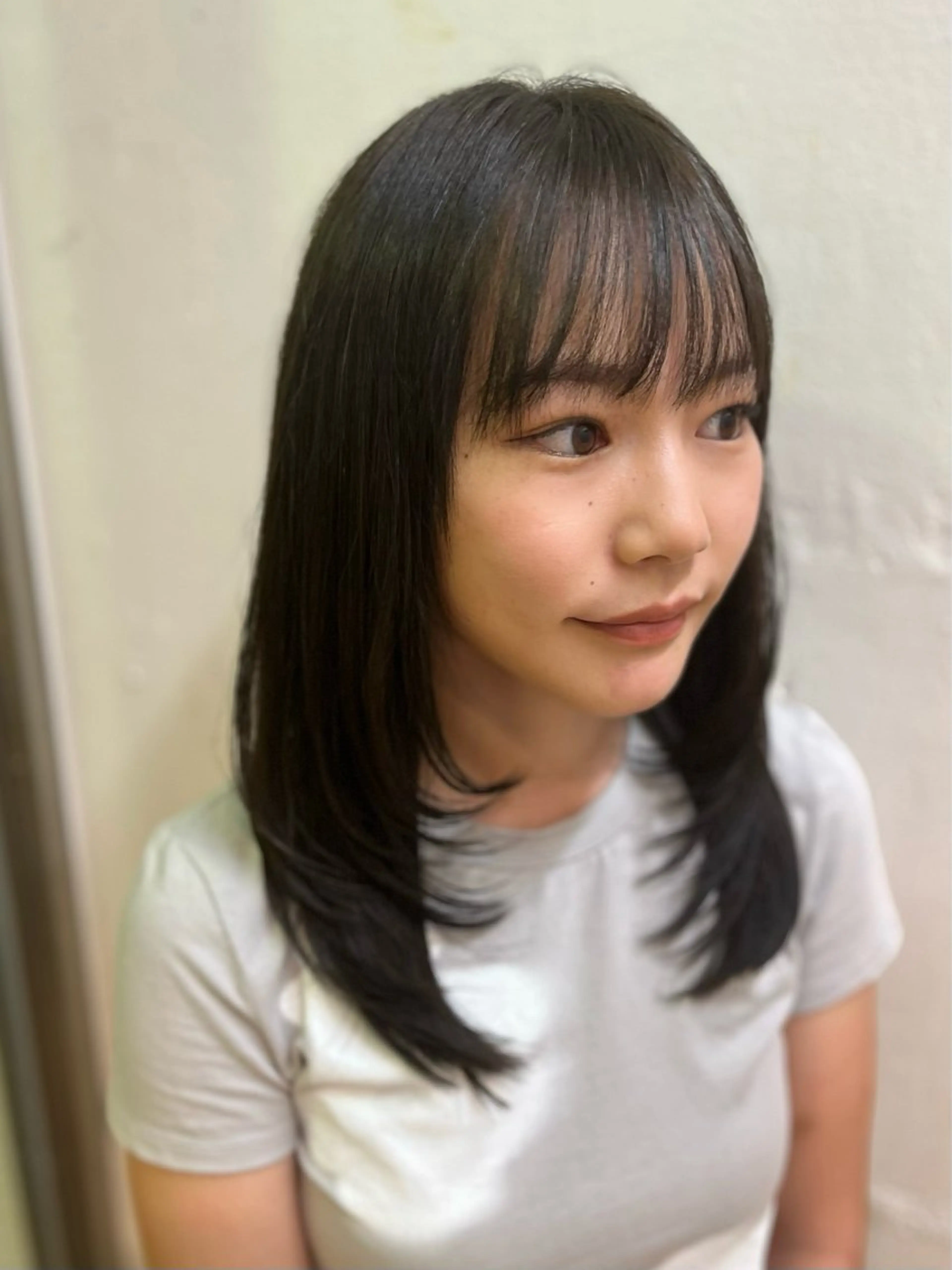 セミロング レイヤーカット 顔まわり‎🤍小顔 カット🤍みさきのヘアスタイル