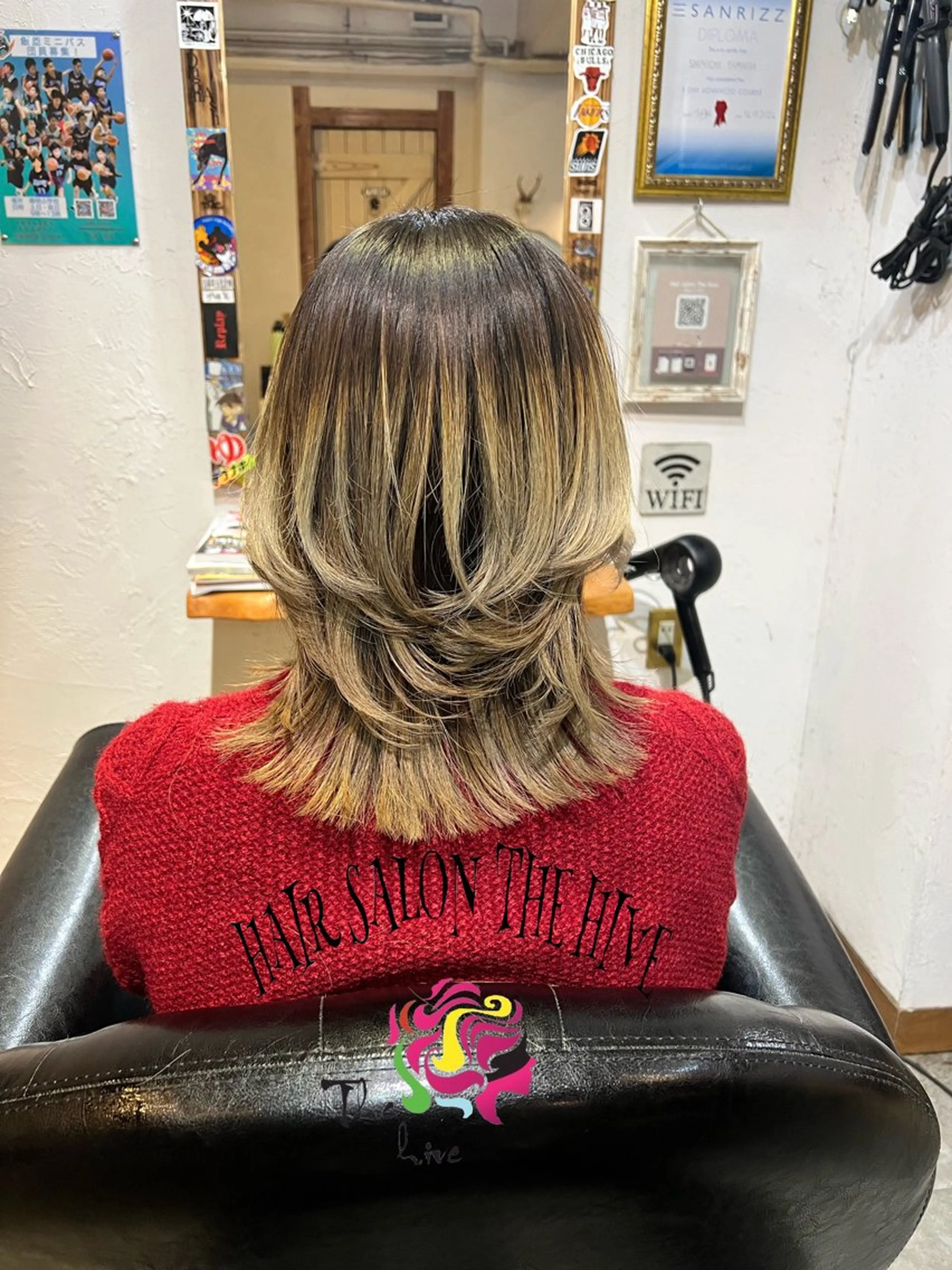 セミロング カット ヘアカラー Hair salon The  hiveのヘアスタイル