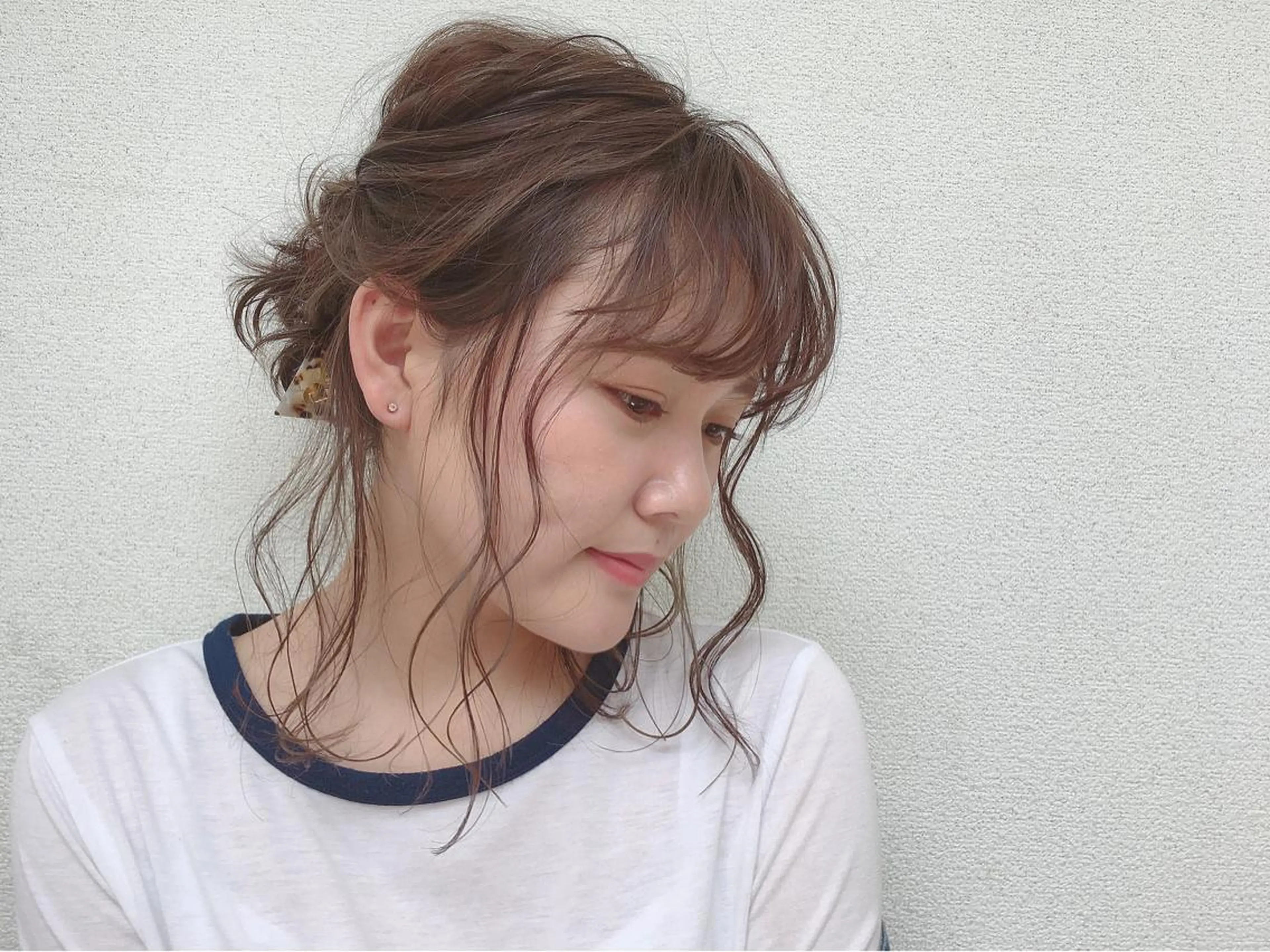 セミロング ヘアアレンジ お団子ヘア 立川 奈那子のヘアスタイル