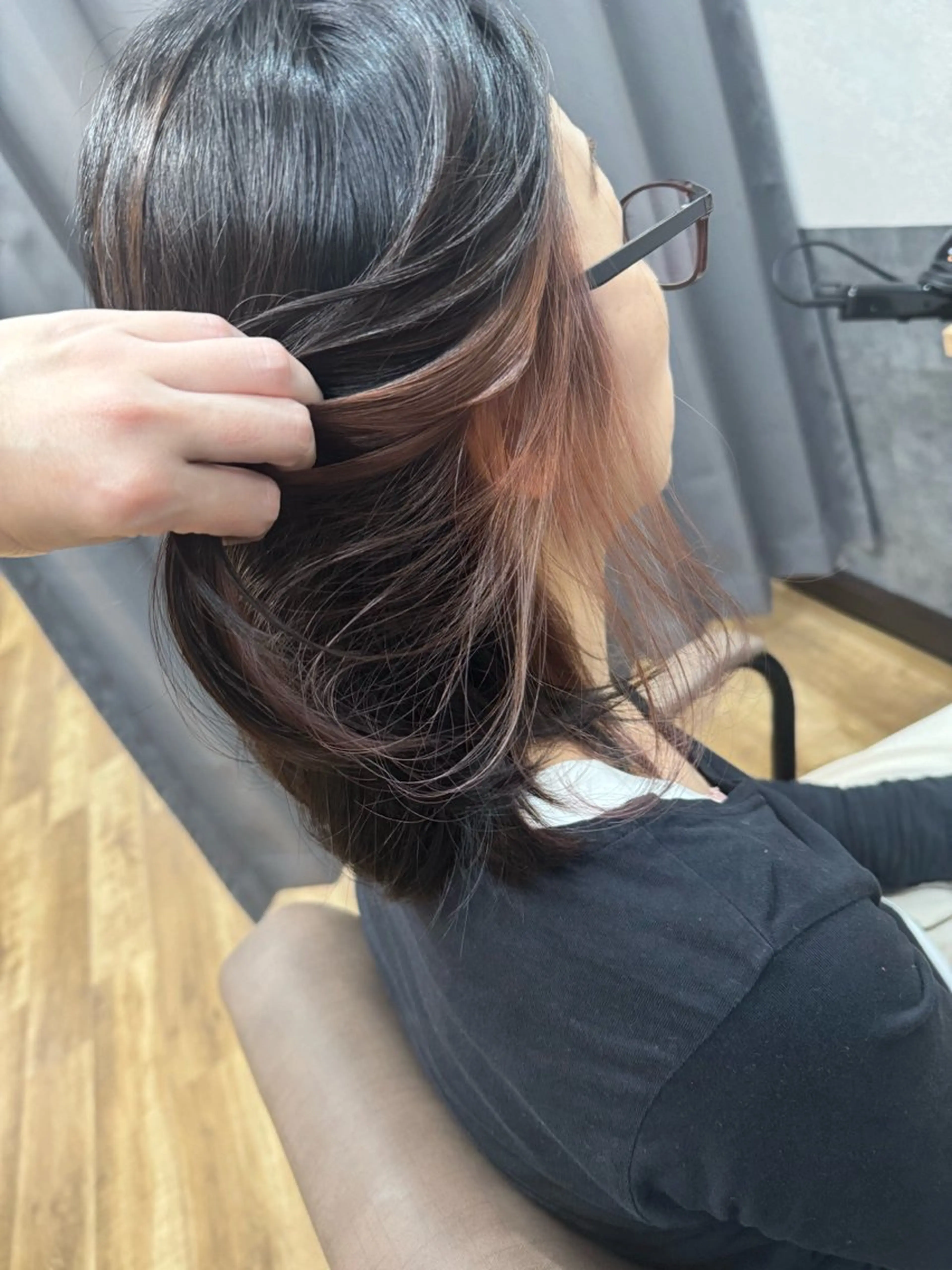 セミロング カラー インナーカラー ピンクカラー reeed konnoのヘアスタイル