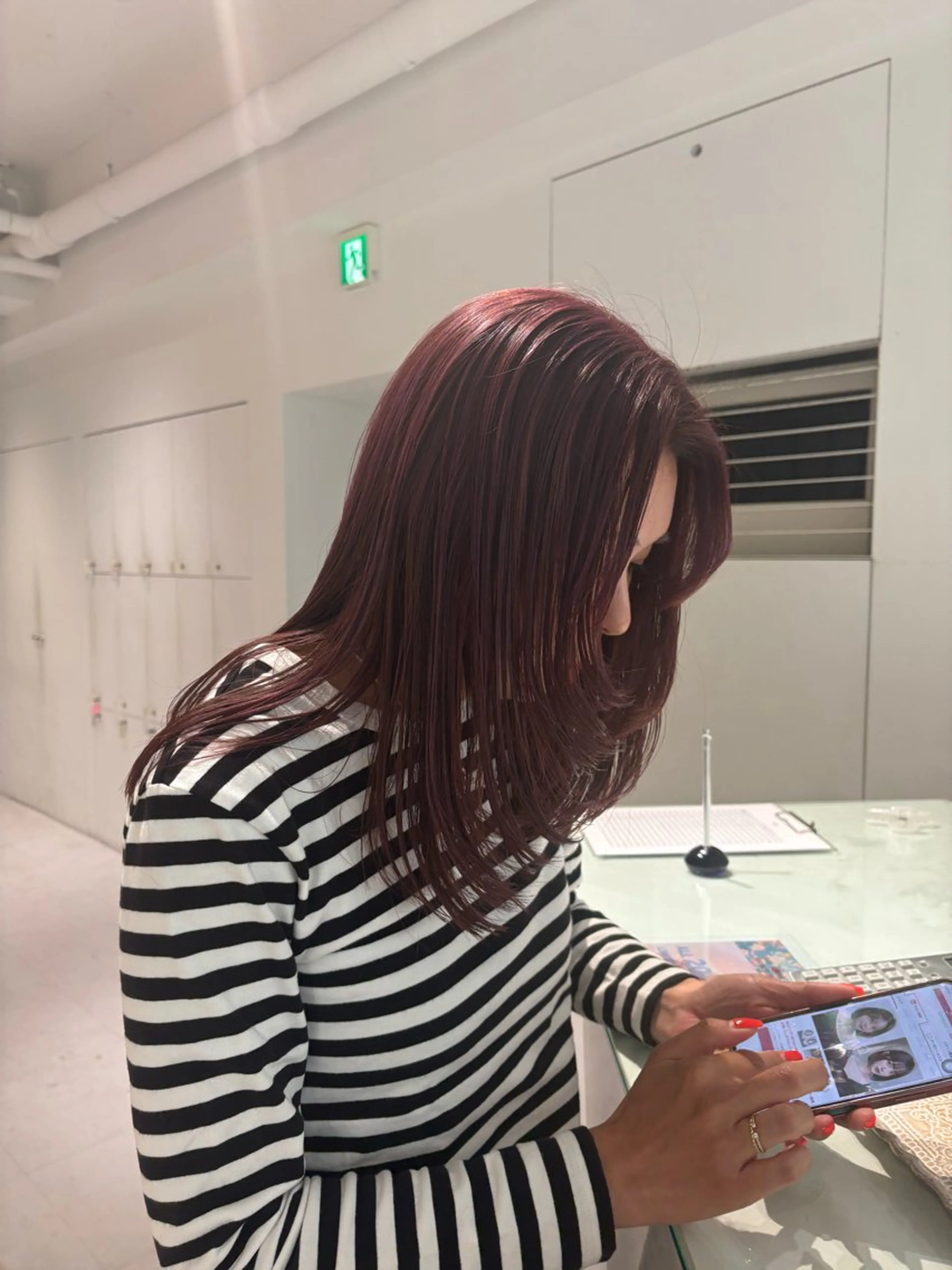 ミディアム 💇‍♀️loely 小島のヘアスタイル