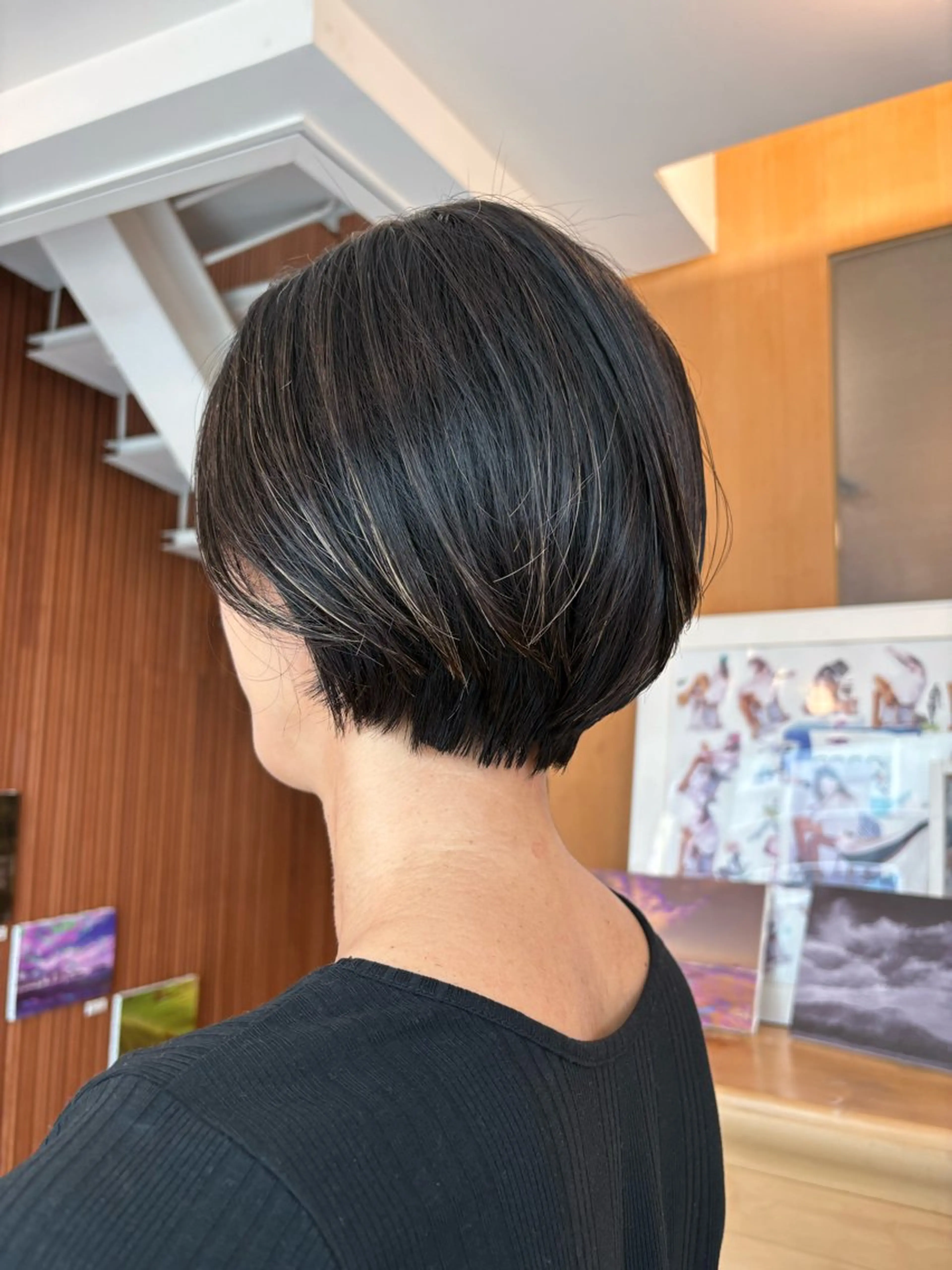 ショート カット 🌻おおとみはな/ レイヤー/Wカラ🌻のヘアスタイル