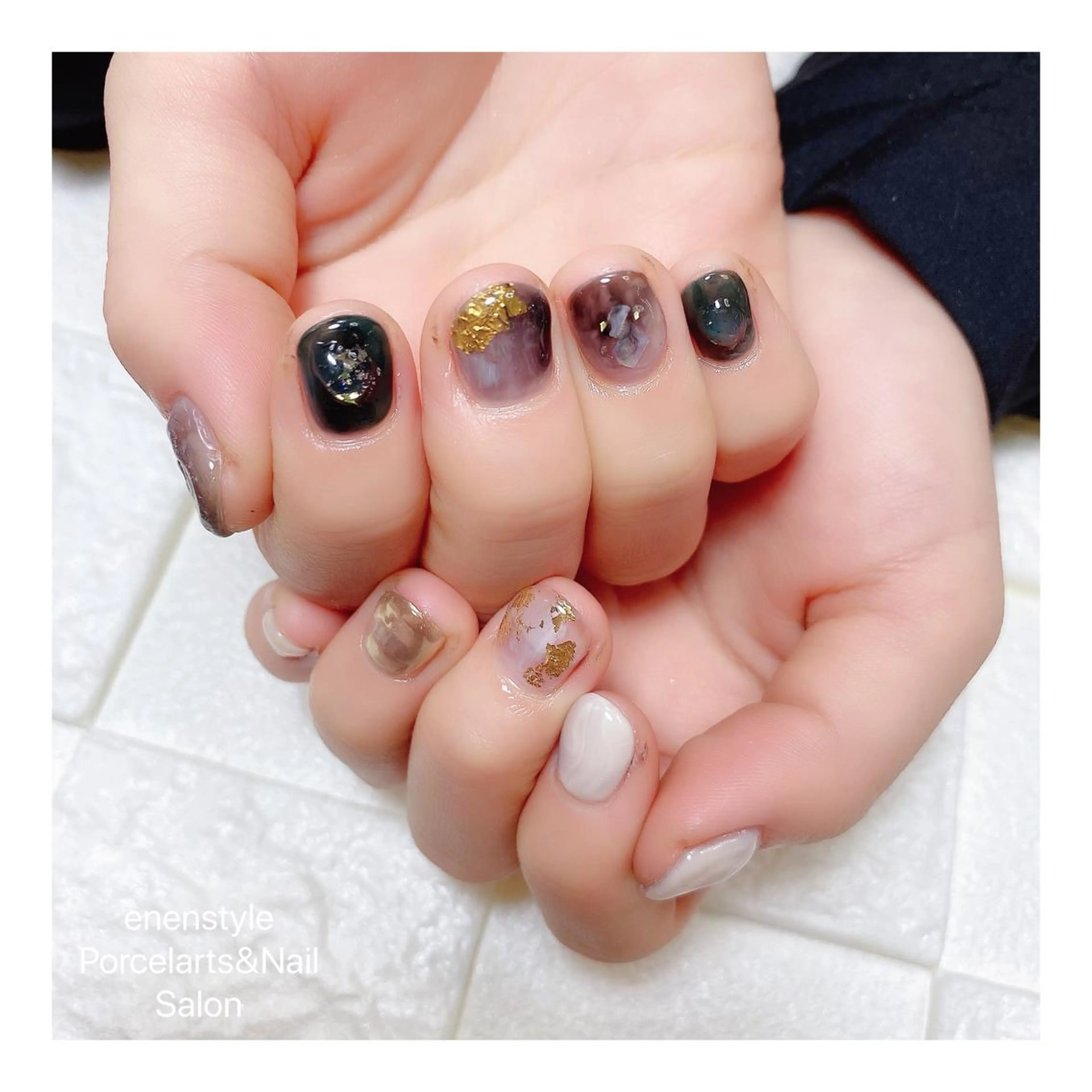 ショート ネイル ハンドネイル 👑enen style👑のネイルデザイン