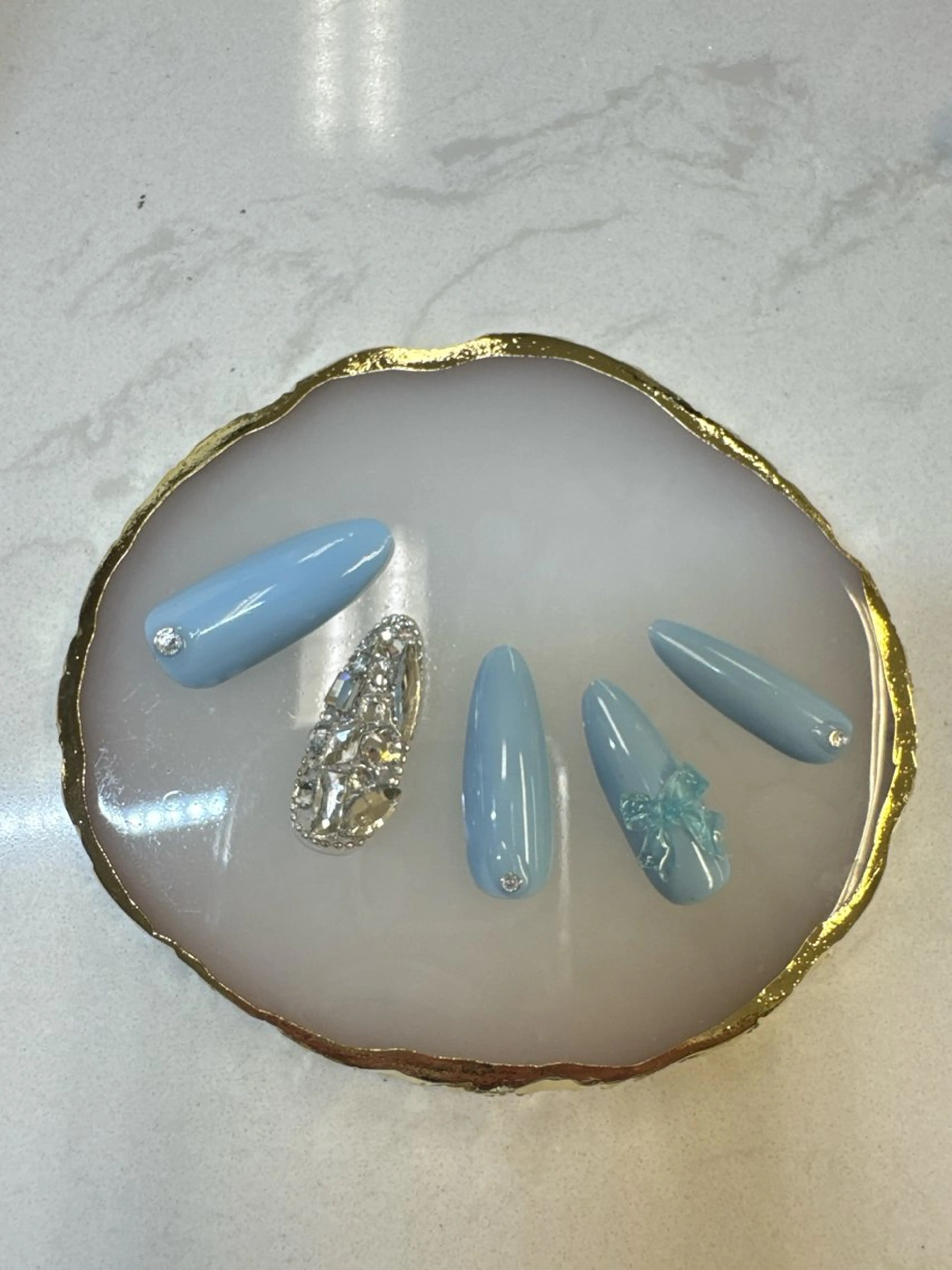 ネイル 長さ出し フレンチネイル ジェルネイル ガラスフレンチ マグネットネイル Queeens nailのネイルデザイン