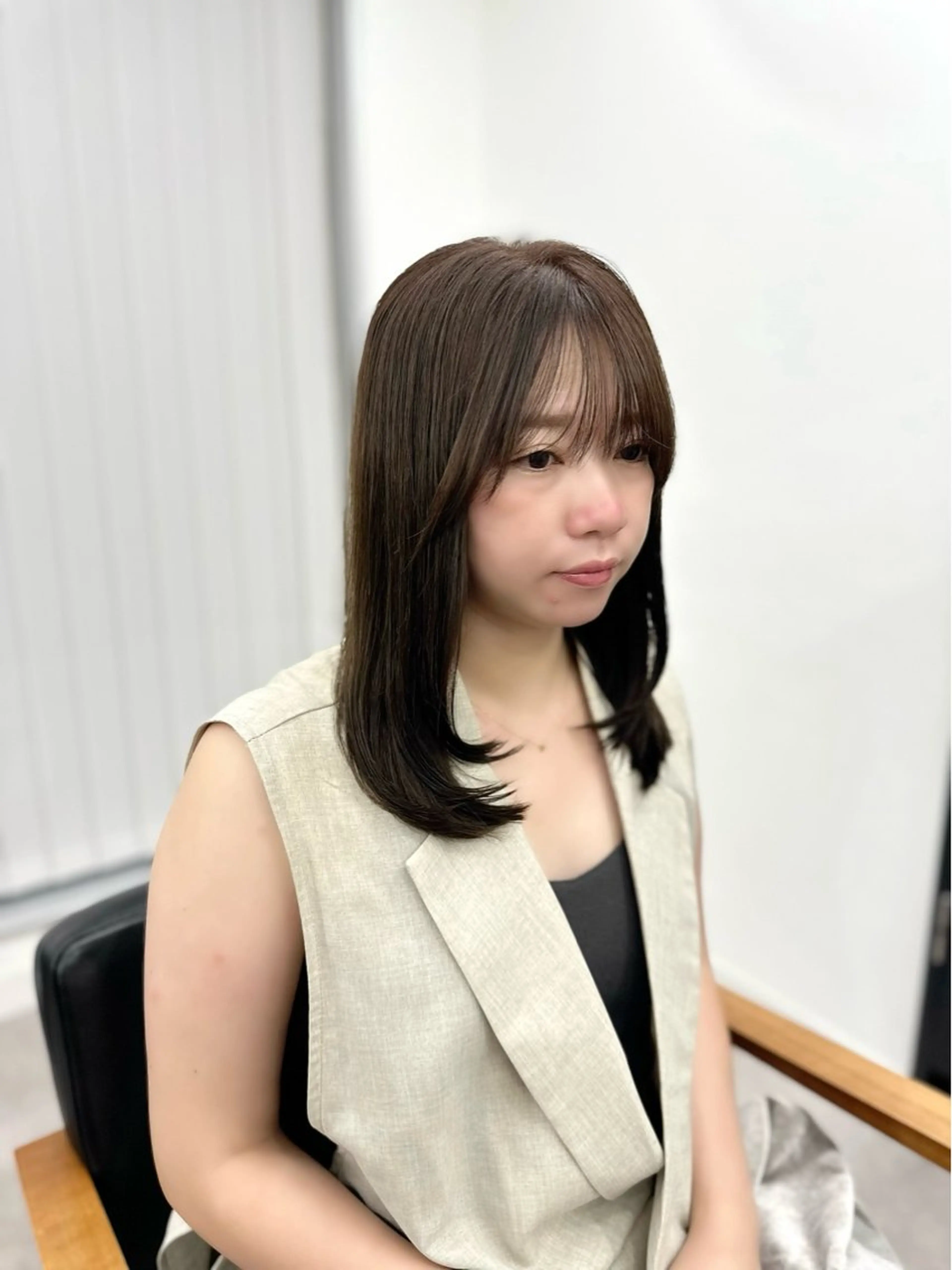 ミディアム カラー パーマ ヘアアレンジ メンズ キッズ レイヤーカット 🌿透け感カラーのヘアスタイル