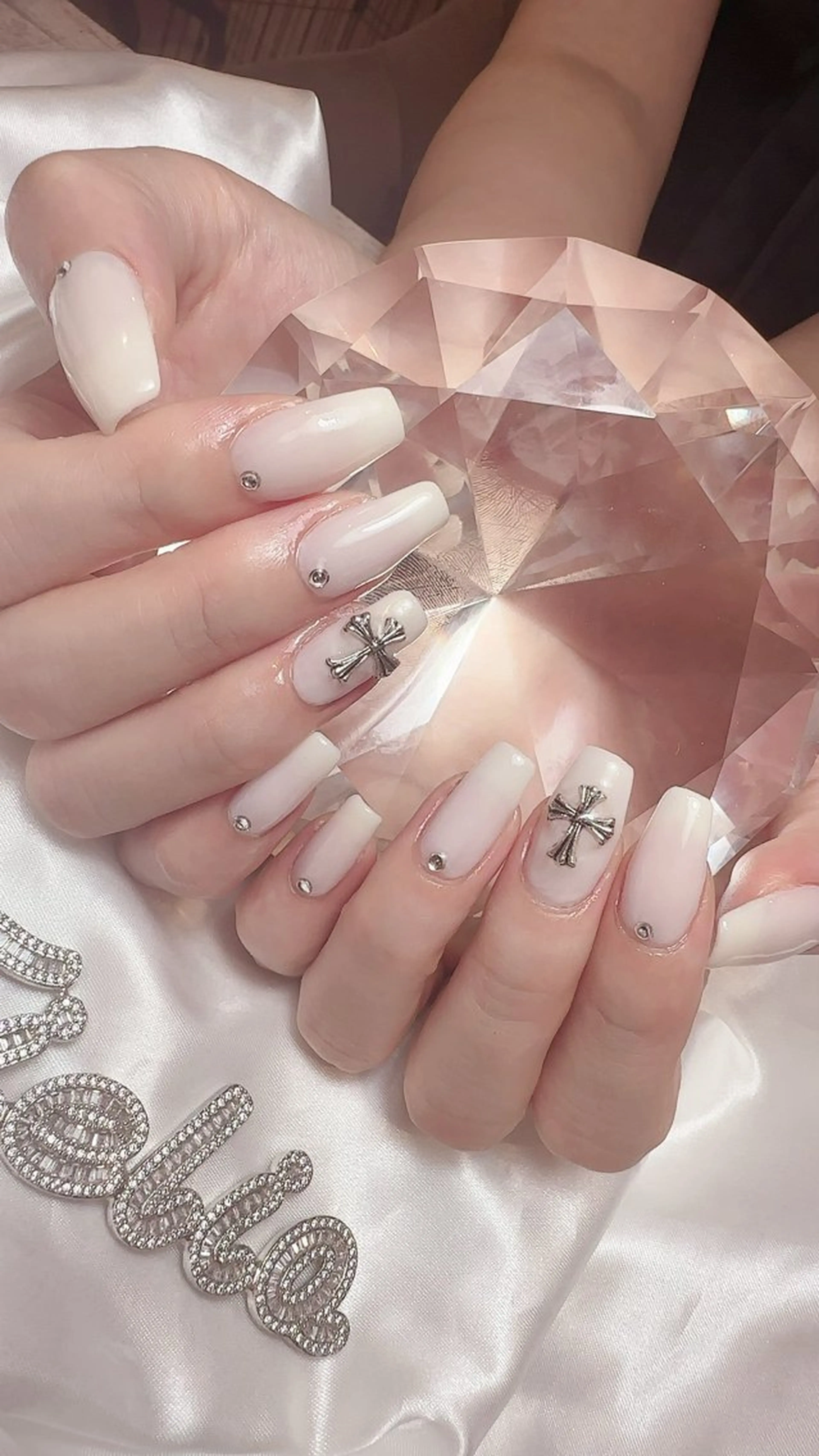 ネイル ハンドネイル Fielia momoのネイルデザイン