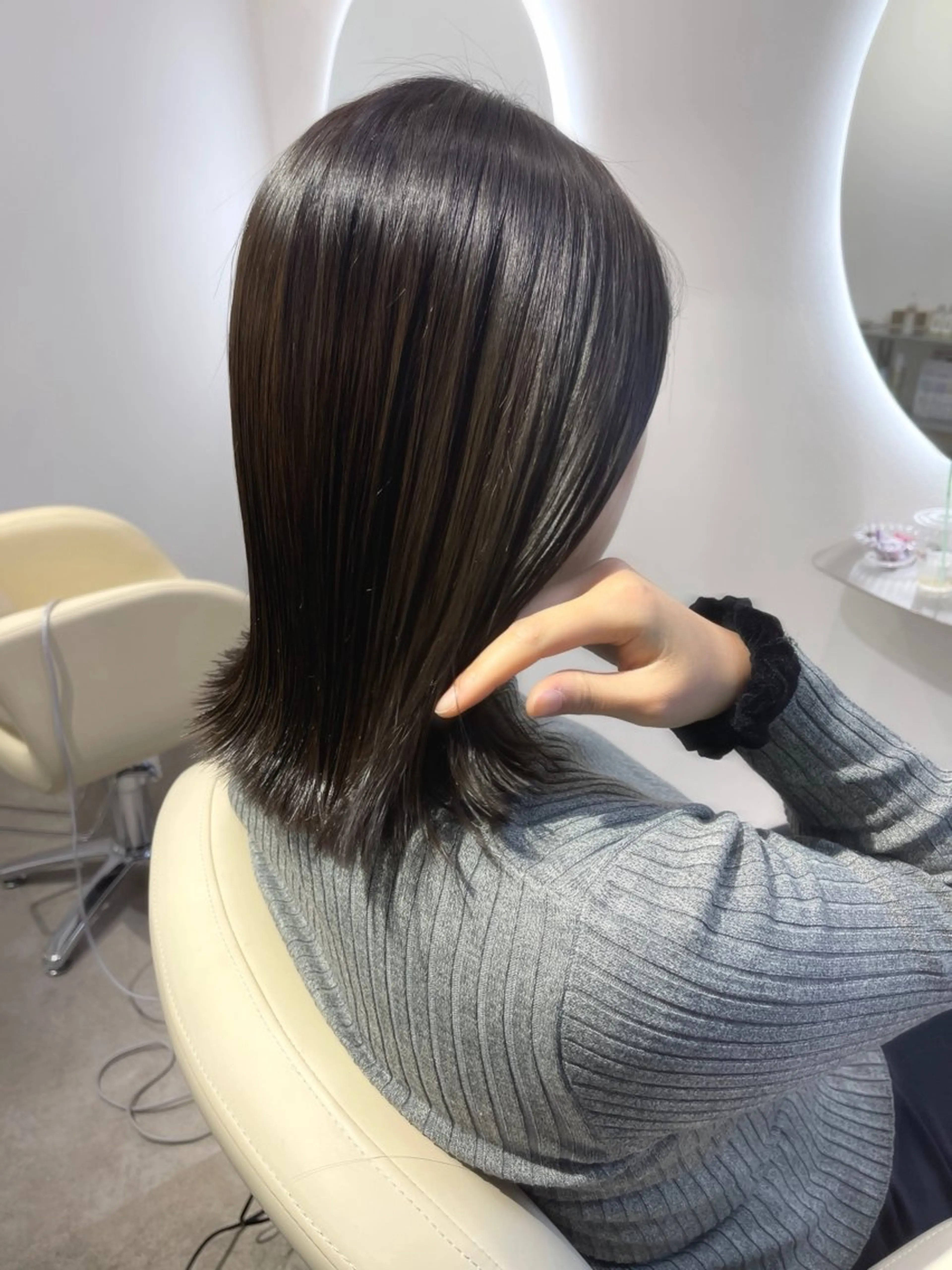 ミディアム カラー ブリーチ 透明感カラー グレージュ ブリーチなしカラー オリーブグレージュ ume yuraのヘアスタイル