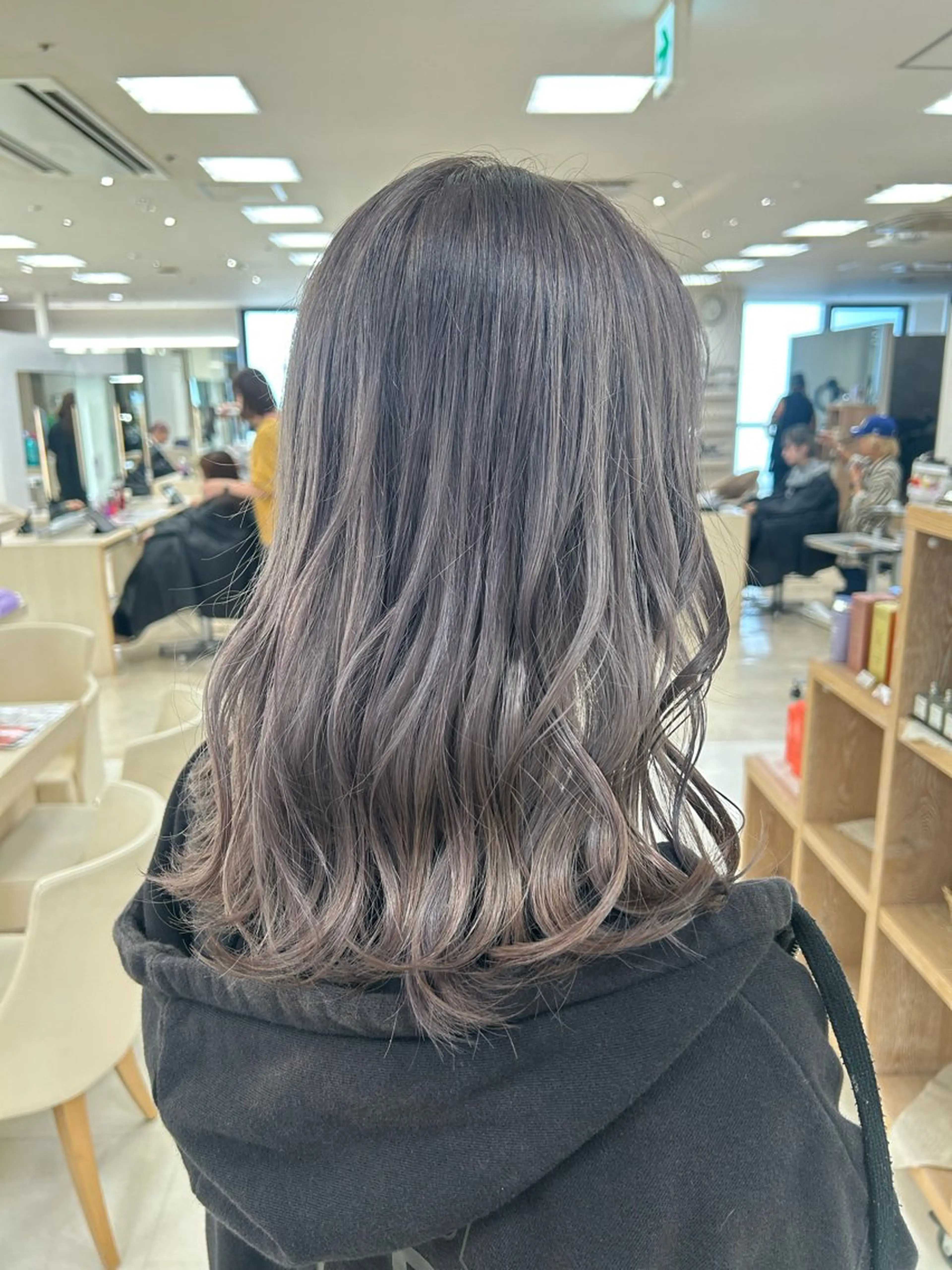 カラー 💜暖色系カラー/ ブリーチカラー💜のヘアスタイル